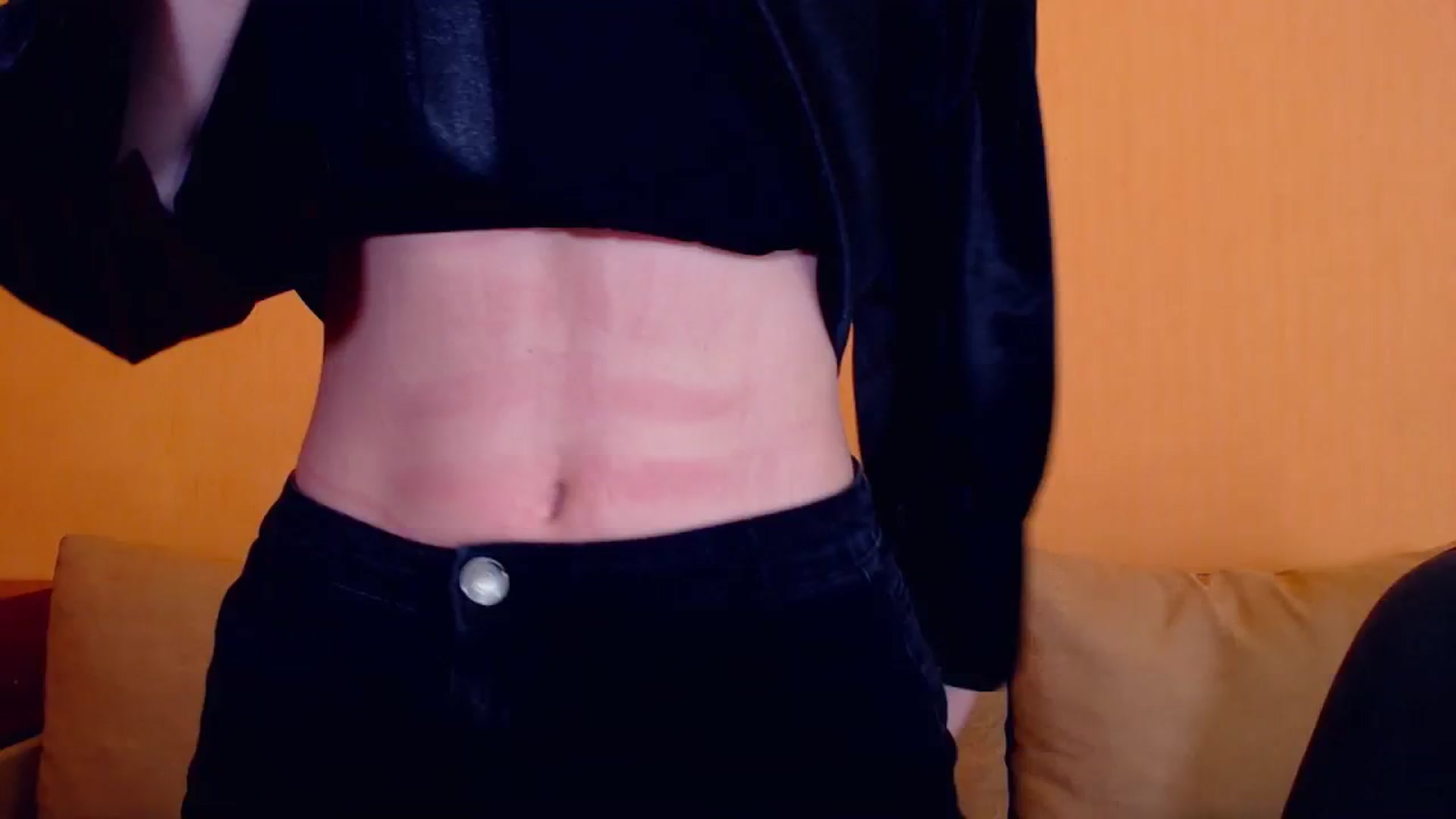 Gallery image thumbnail from Erineys's myfreecams stream on, 01/18/2024, 16:16 image 20 of 20