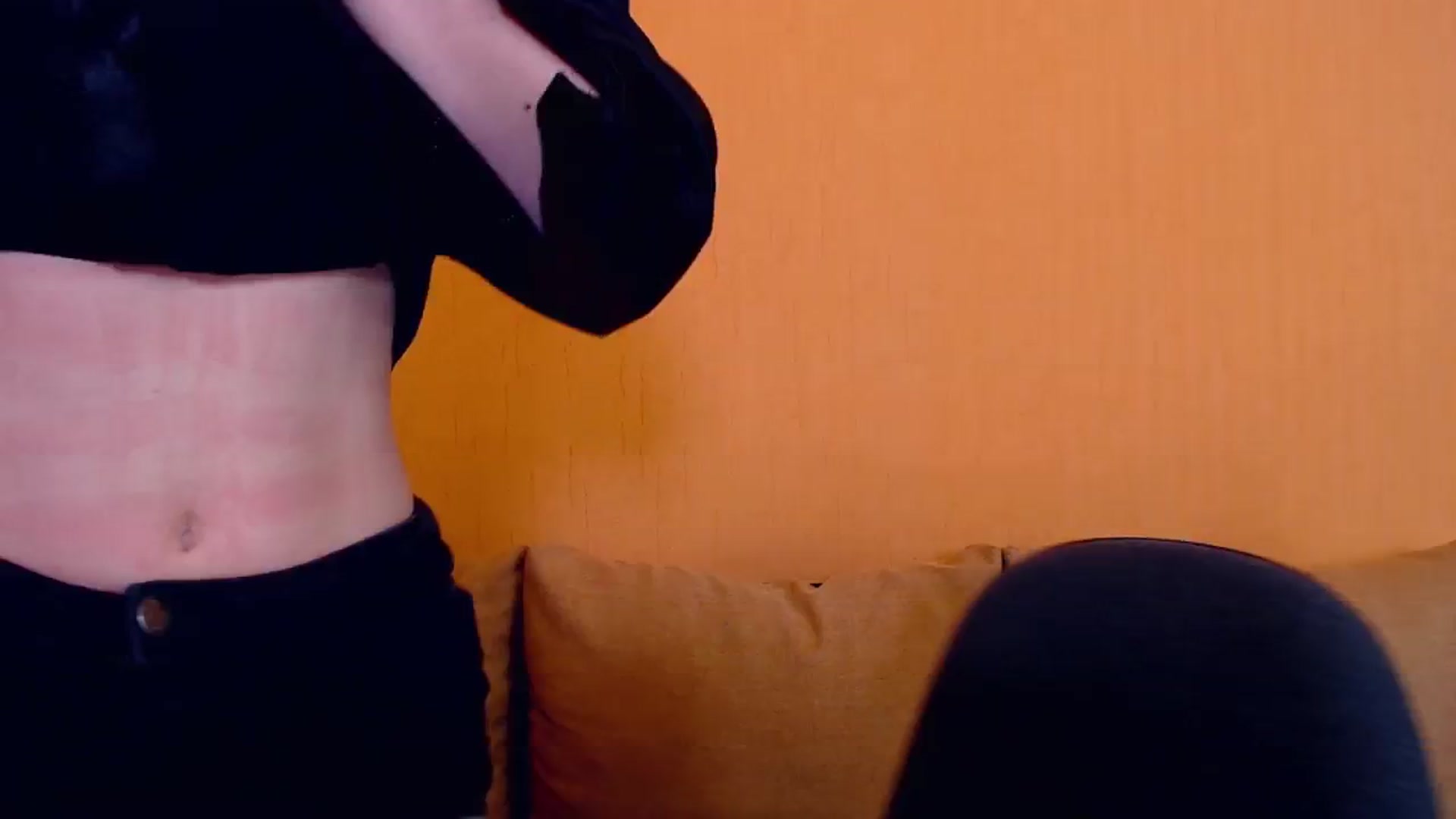 Gallery image thumbnail from Erineys's myfreecams stream on, 01/18/2024, 16:16 image 19 of 20