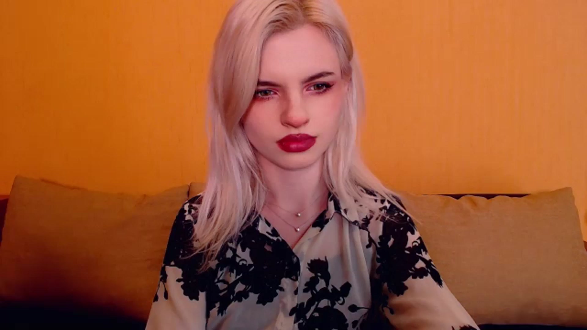 Gallery image thumbnail from Erineys's myfreecams stream on, 01/19/2024, 17:34 image 1 of 20