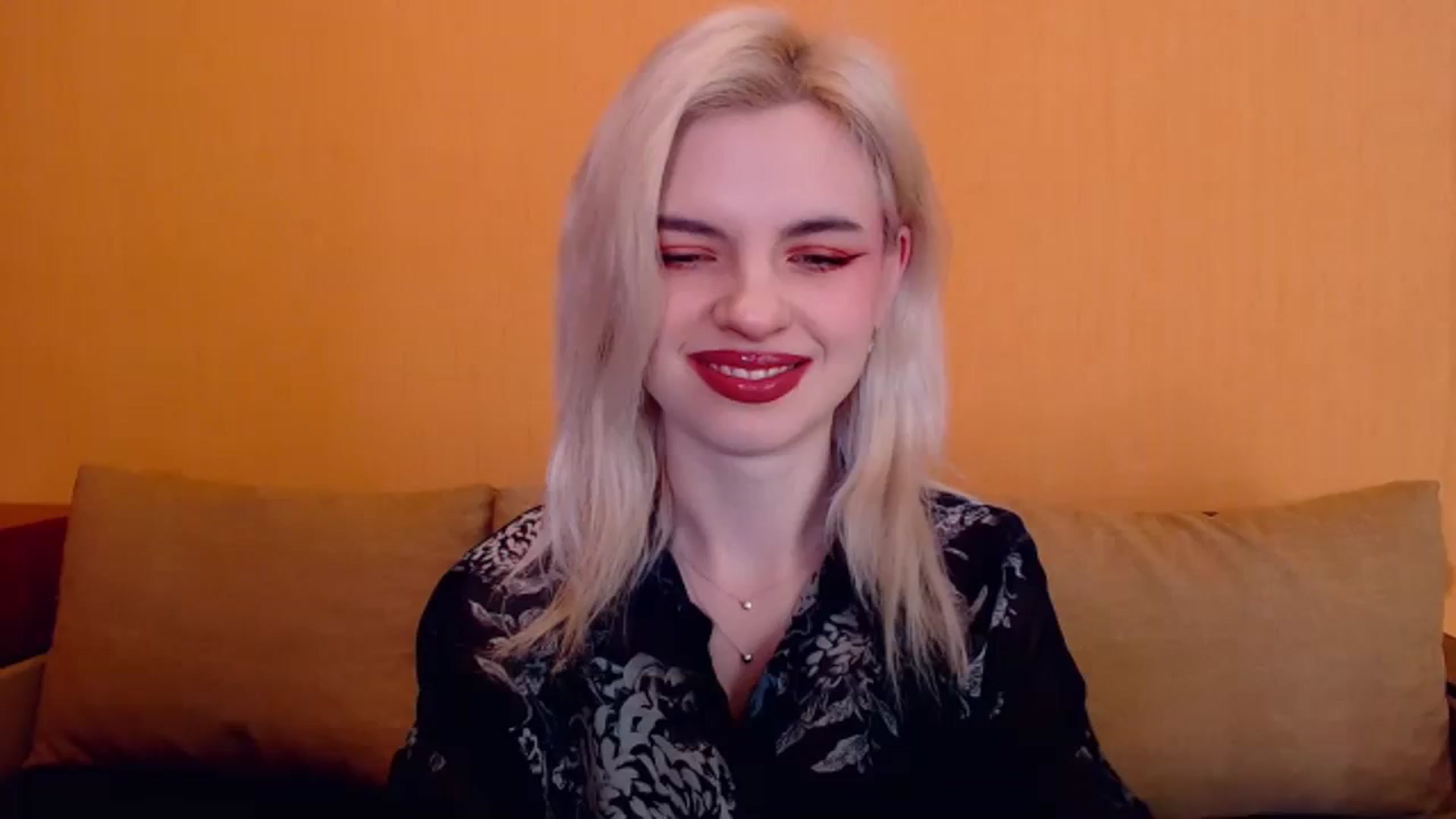 Gallery image thumbnail from Erineys's myfreecams stream on, 01/25/2024, 16:05 image 10 of 20
