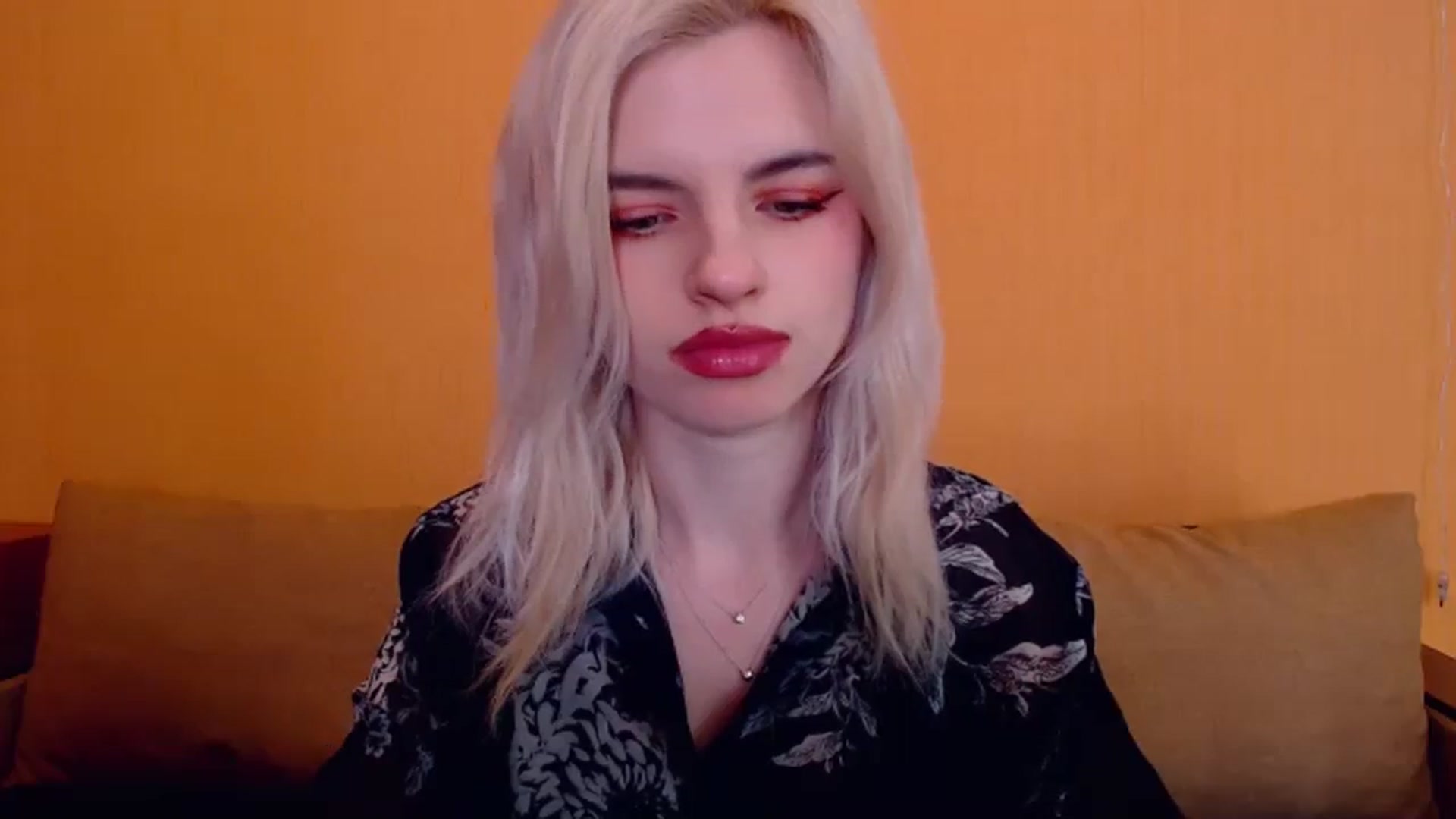 Gallery image thumbnail from Erineys's myfreecams stream on, 01/25/2024, 17:50 image 3 of 20