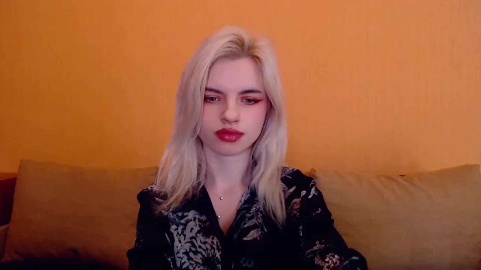 Gallery image thumbnail from Erineys's myfreecams stream on, 01/25/2024, 17:50 image 18 of 20