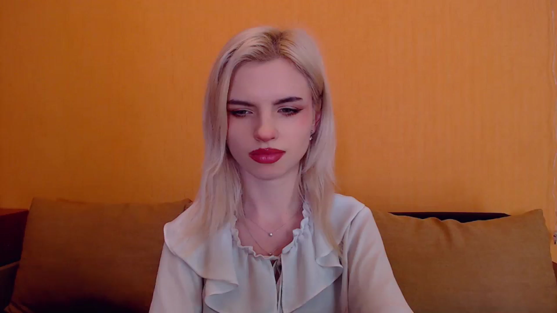 Gallery image thumbnail from Erineys's myfreecams stream on, 01/26/2024, 17:40 image 3 of 20