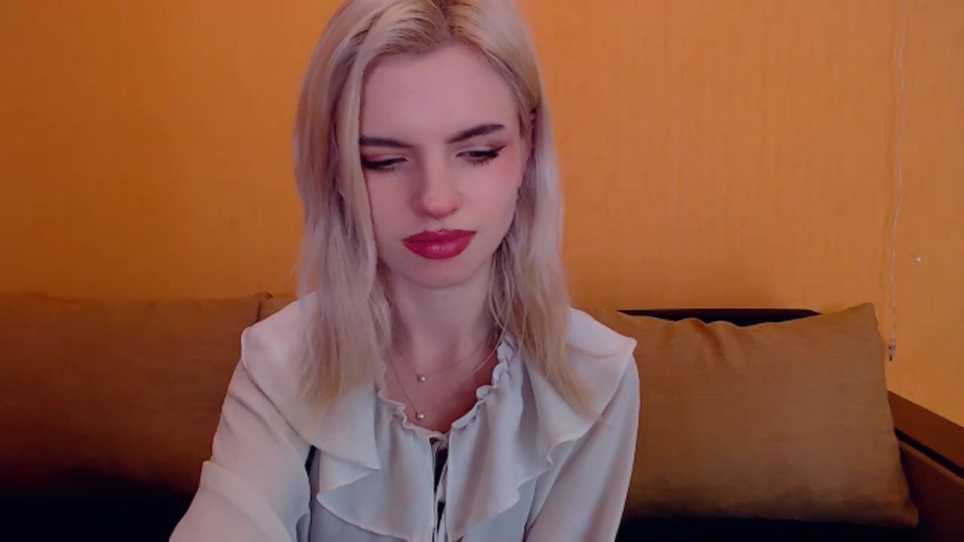 Gallery image thumbnail from Erineys's myfreecams stream on, 01/26/2024, 17:40 image 20 of 20