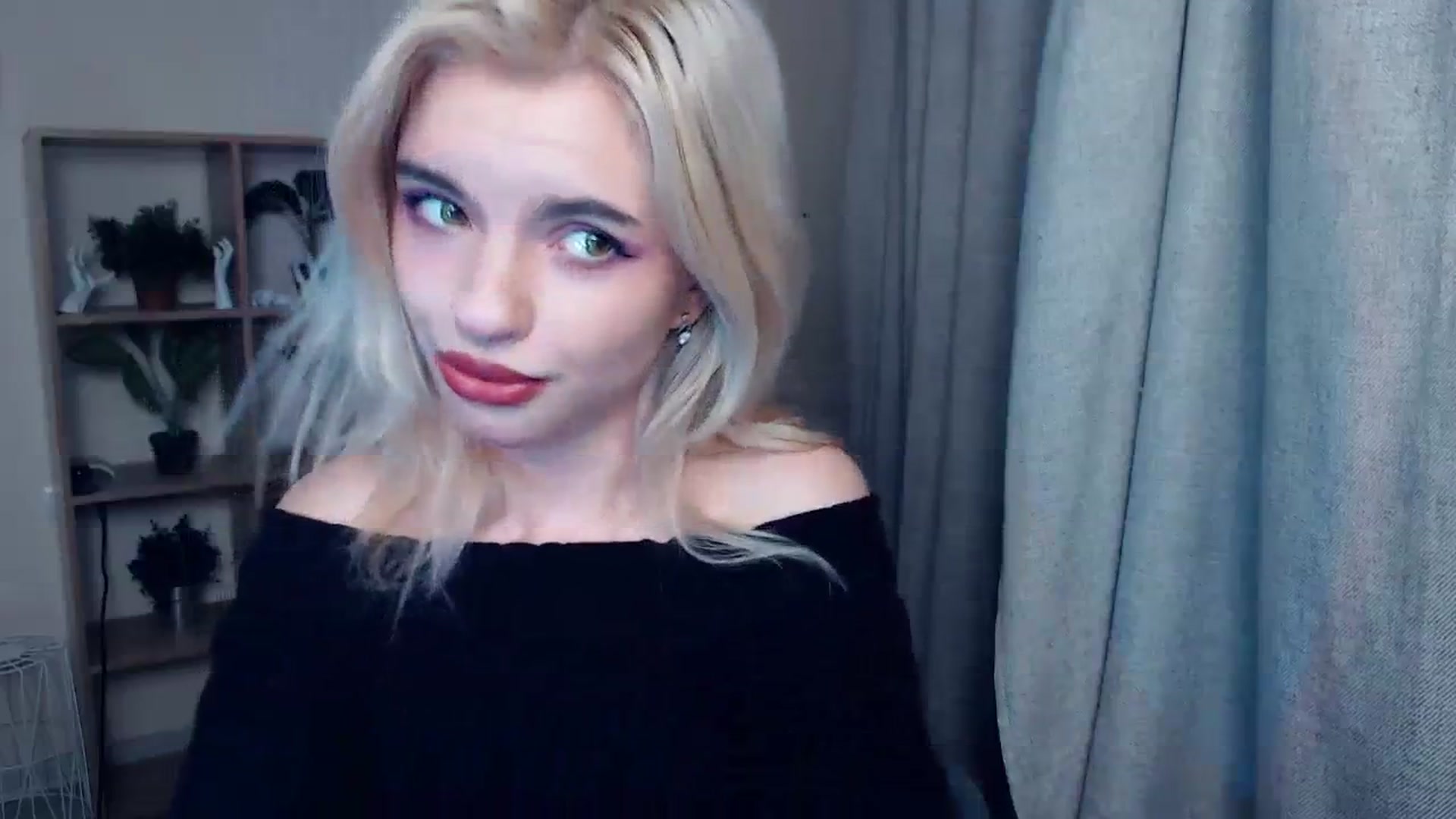 Gallery image thumbnail from Erineys's myfreecams stream on, 01/27/2024, 15:29 image 17 of 20