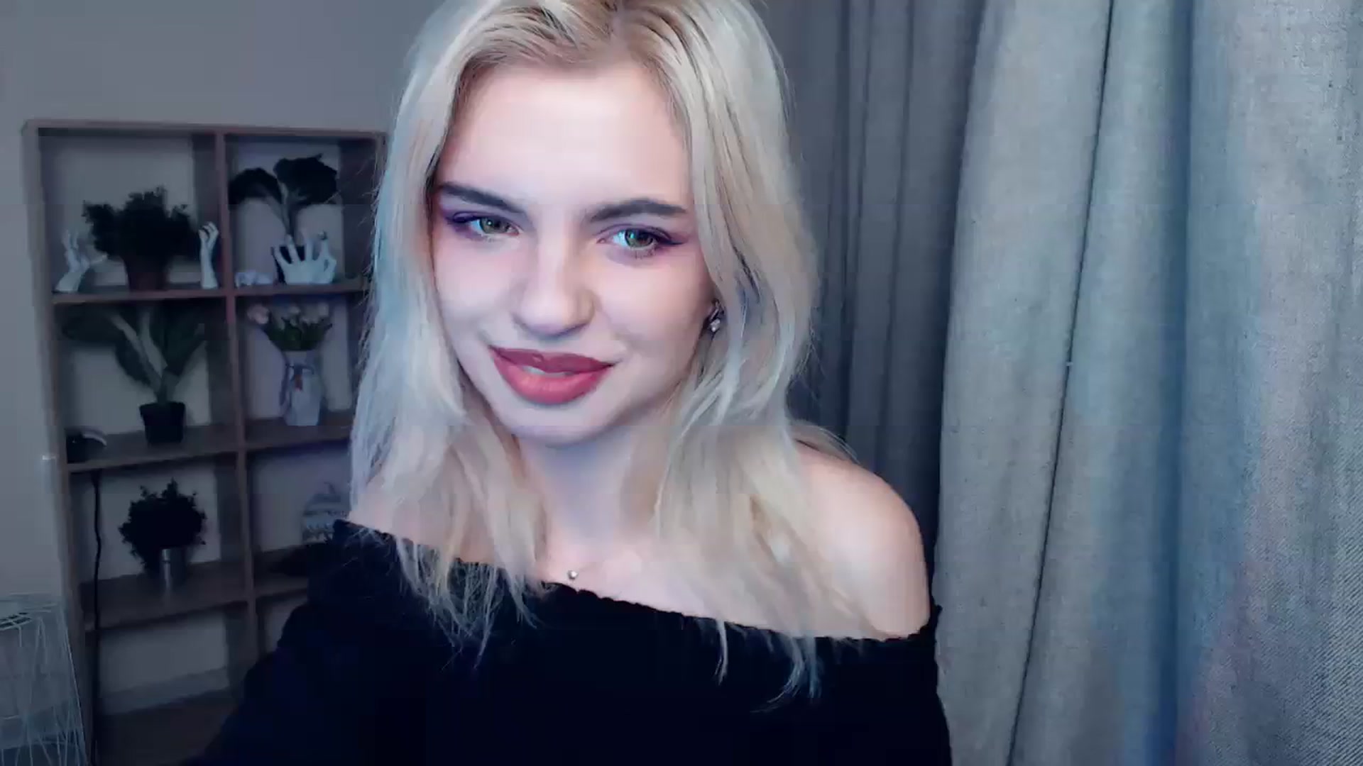 Gallery image thumbnail from Erineys's myfreecams stream on, 01/27/2024, 15:29 image 13 of 20