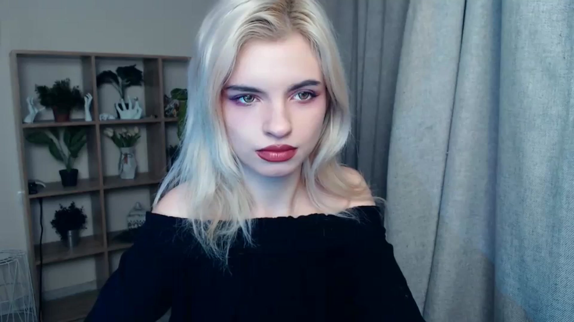 Gallery image thumbnail from Erineys's myfreecams stream on, 01/27/2024, 15:29 image 1 of 20