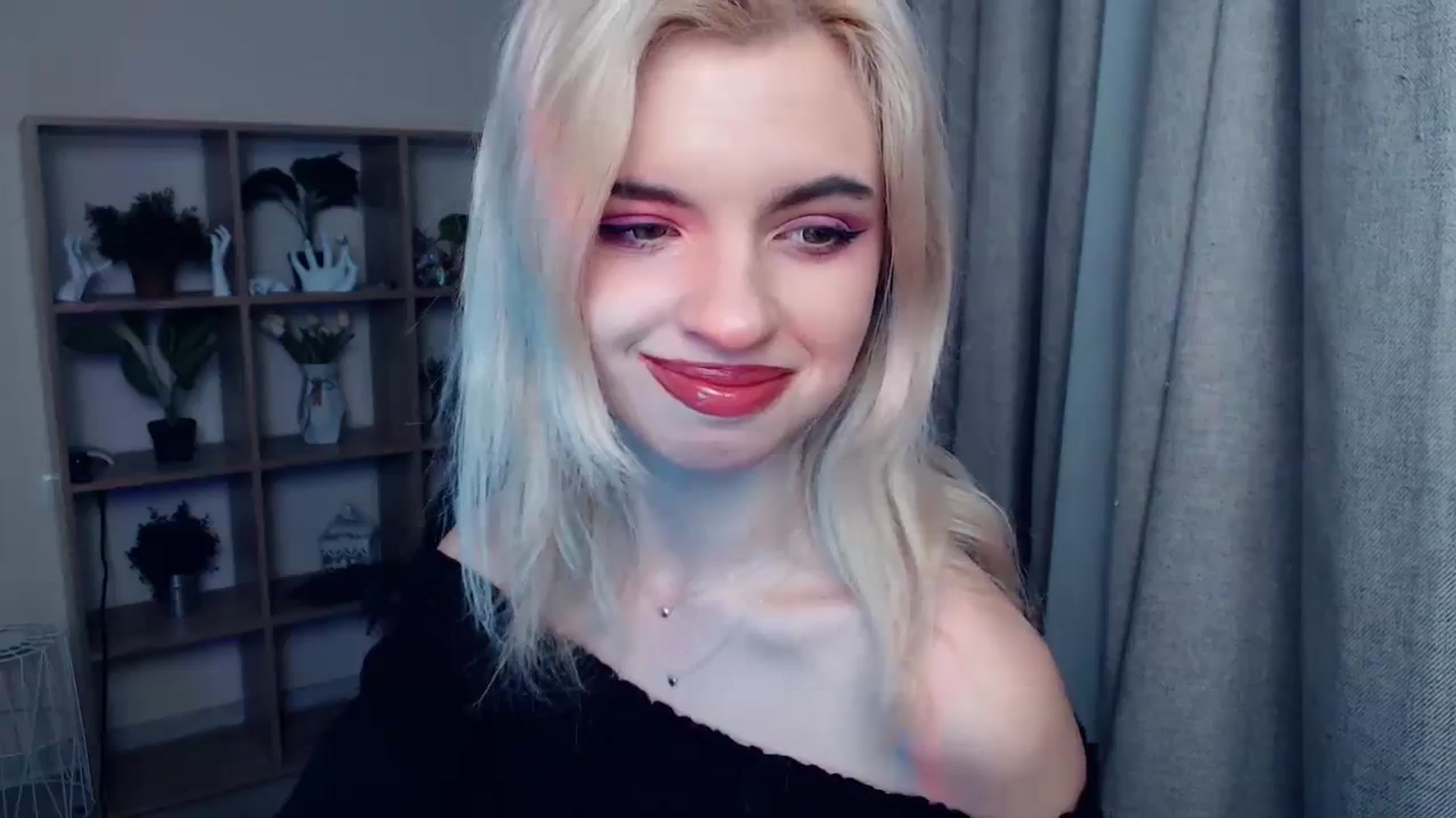 Gallery image thumbnail from Erineys's myfreecams stream on, 01/27/2024, 15:56 image 12 of 20