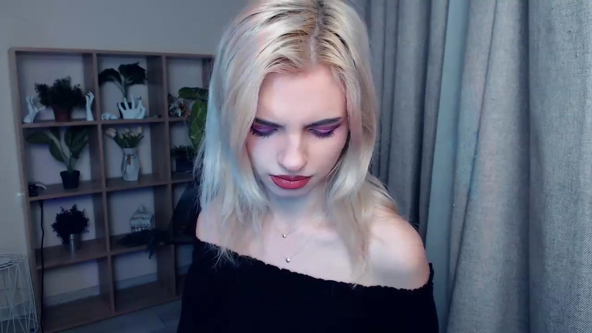 Gallery image thumbnail from Erineys's myfreecams stream on, 01/27/2024, 15:56 image 11 of 20