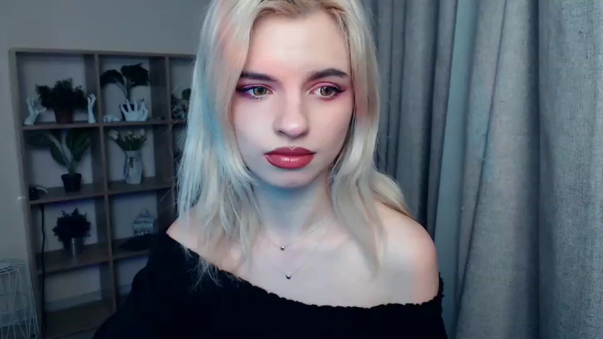 Gallery image thumbnail from Erineys's myfreecams stream on, 01/27/2024, 15:56 image 1 of 20