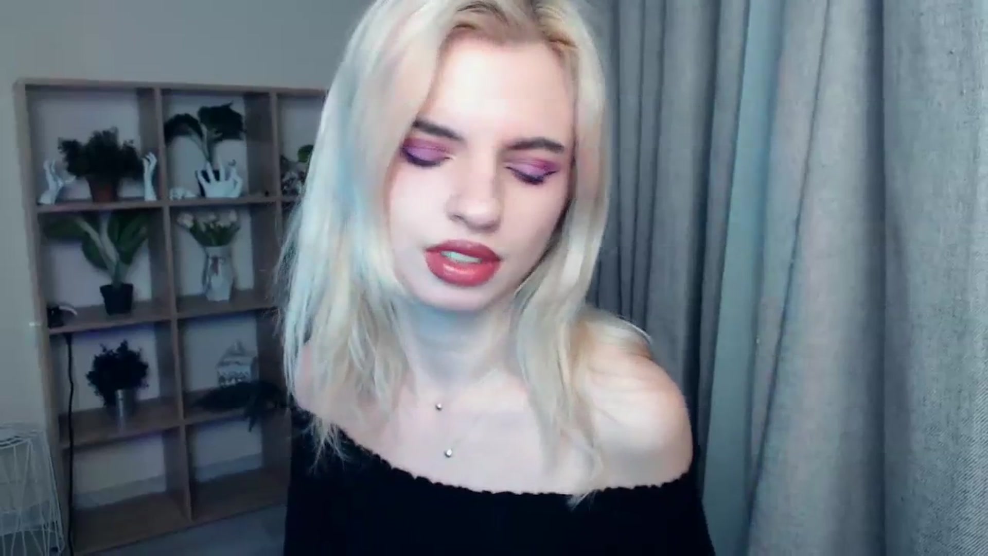 Gallery image thumbnail from Erineys's myfreecams stream on, 01/27/2024, 15:56 image 4 of 20