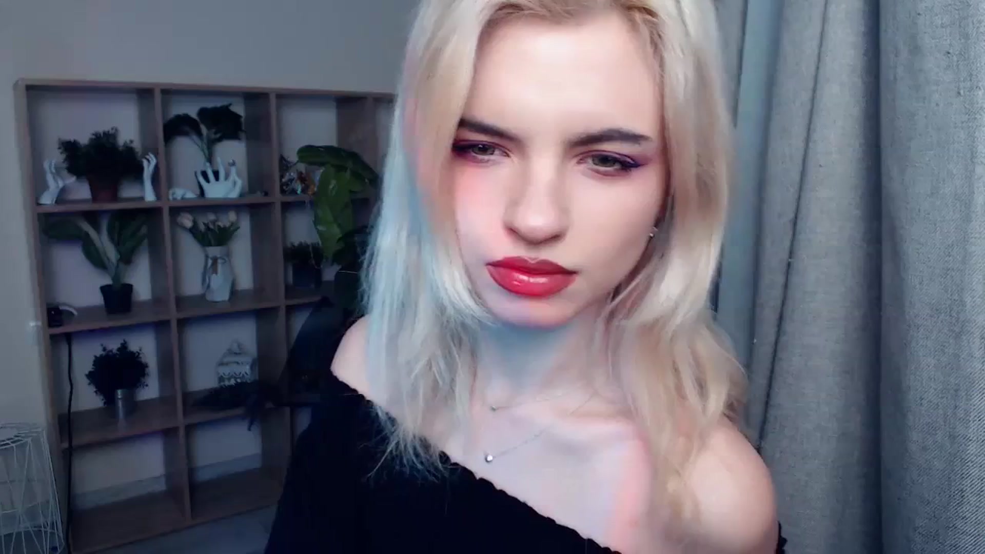 Gallery image thumbnail from Erineys's myfreecams stream on, 01/27/2024, 15:56 image 16 of 20