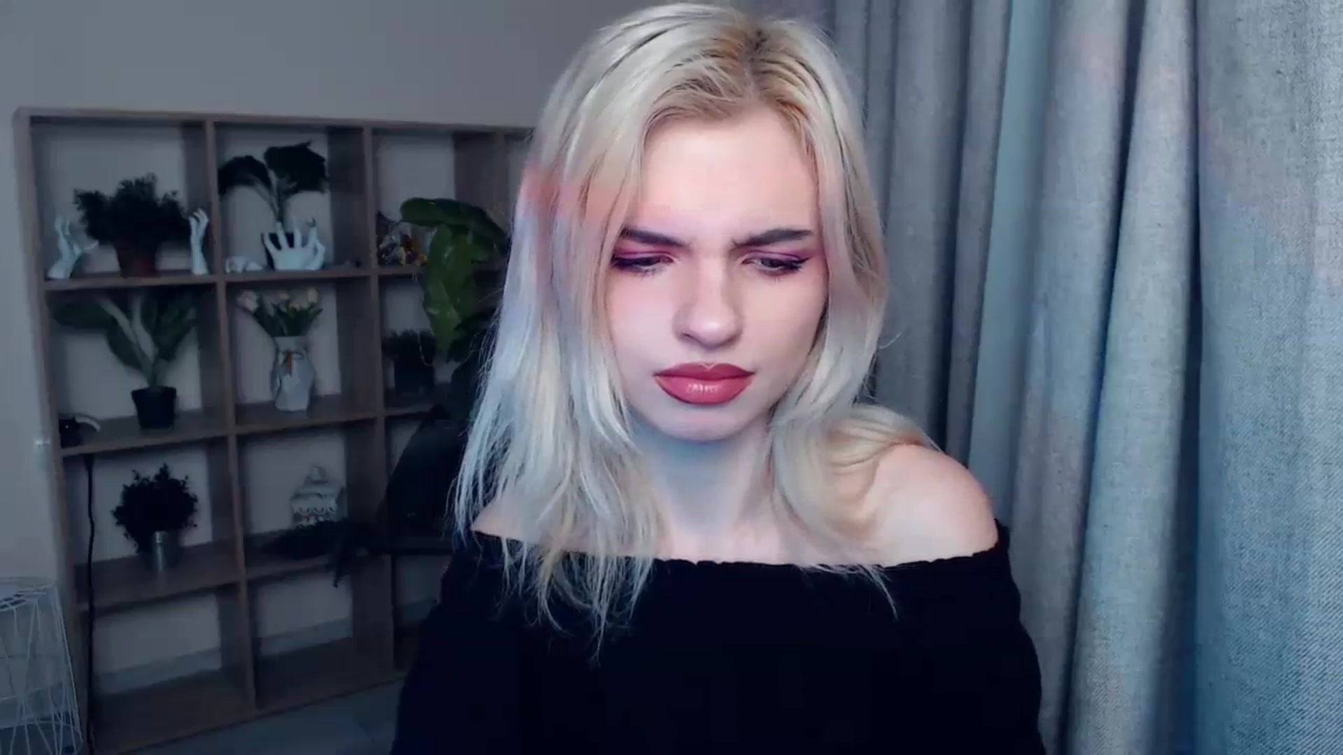 Gallery image thumbnail from Erineys's myfreecams stream on, 01/27/2024, 16:38 image 18 of 20