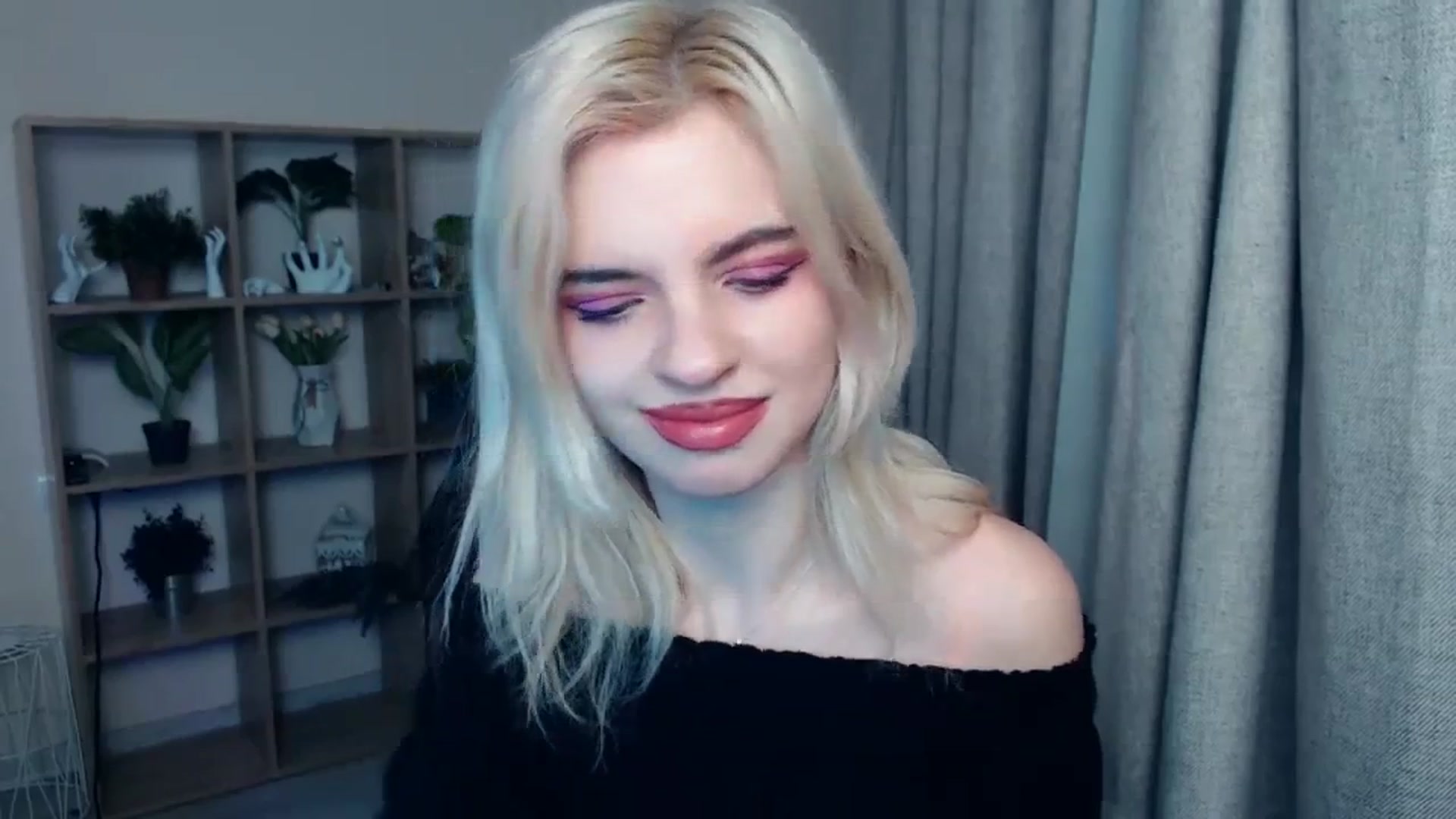 Gallery image thumbnail from Erineys's myfreecams stream on, 01/27/2024, 16:38 image 12 of 20