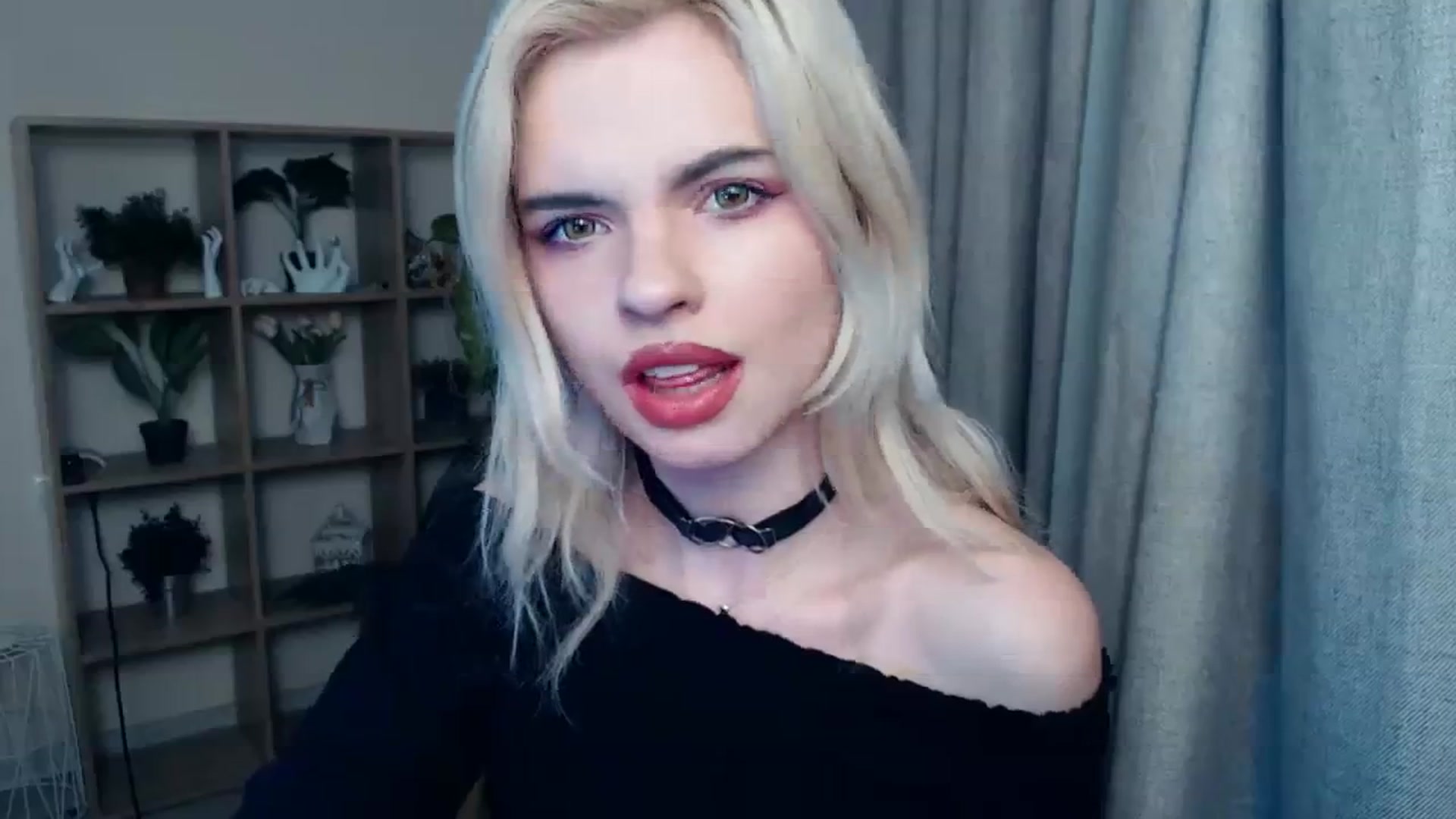 Gallery image thumbnail from Erineys's myfreecams stream on, 01/27/2024, 17:02 image 2 of 20