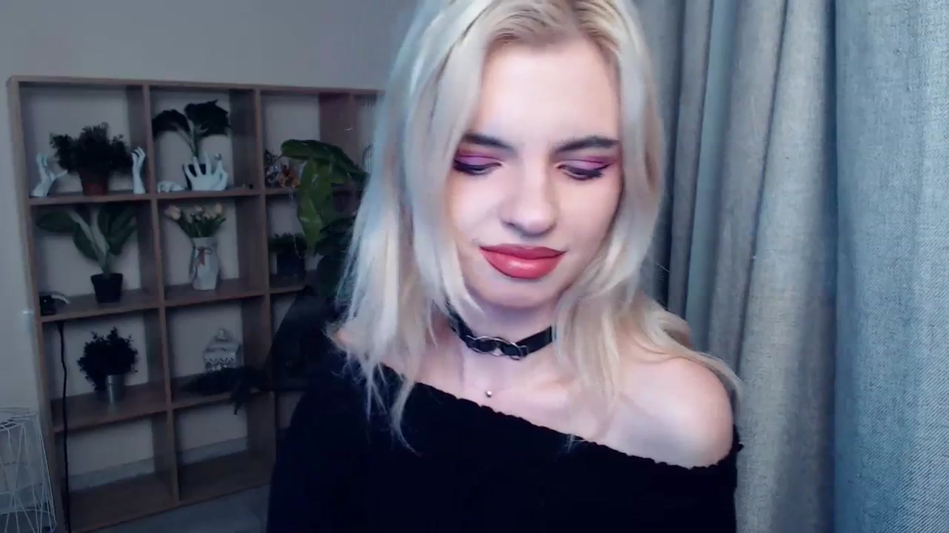 Gallery image thumbnail from Erineys's myfreecams stream on, 01/27/2024, 17:02 image 6 of 20