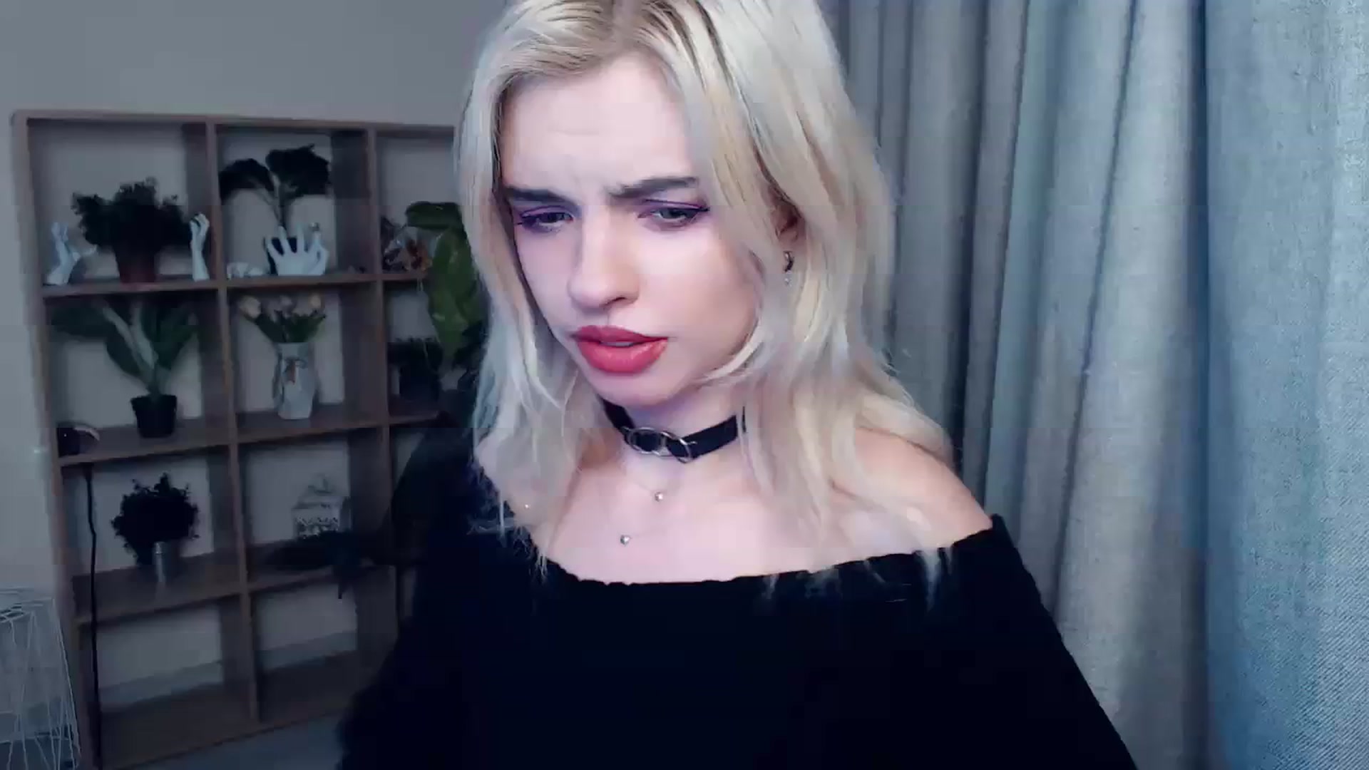 Gallery image thumbnail from Erineys's myfreecams stream on, 01/27/2024, 17:02 image 8 of 20