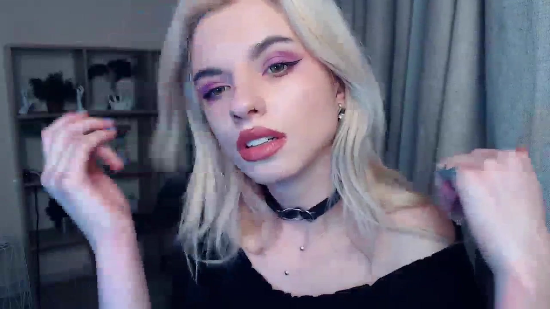 Gallery image thumbnail from Erineys's myfreecams stream on, 01/27/2024, 17:02 image 13 of 20