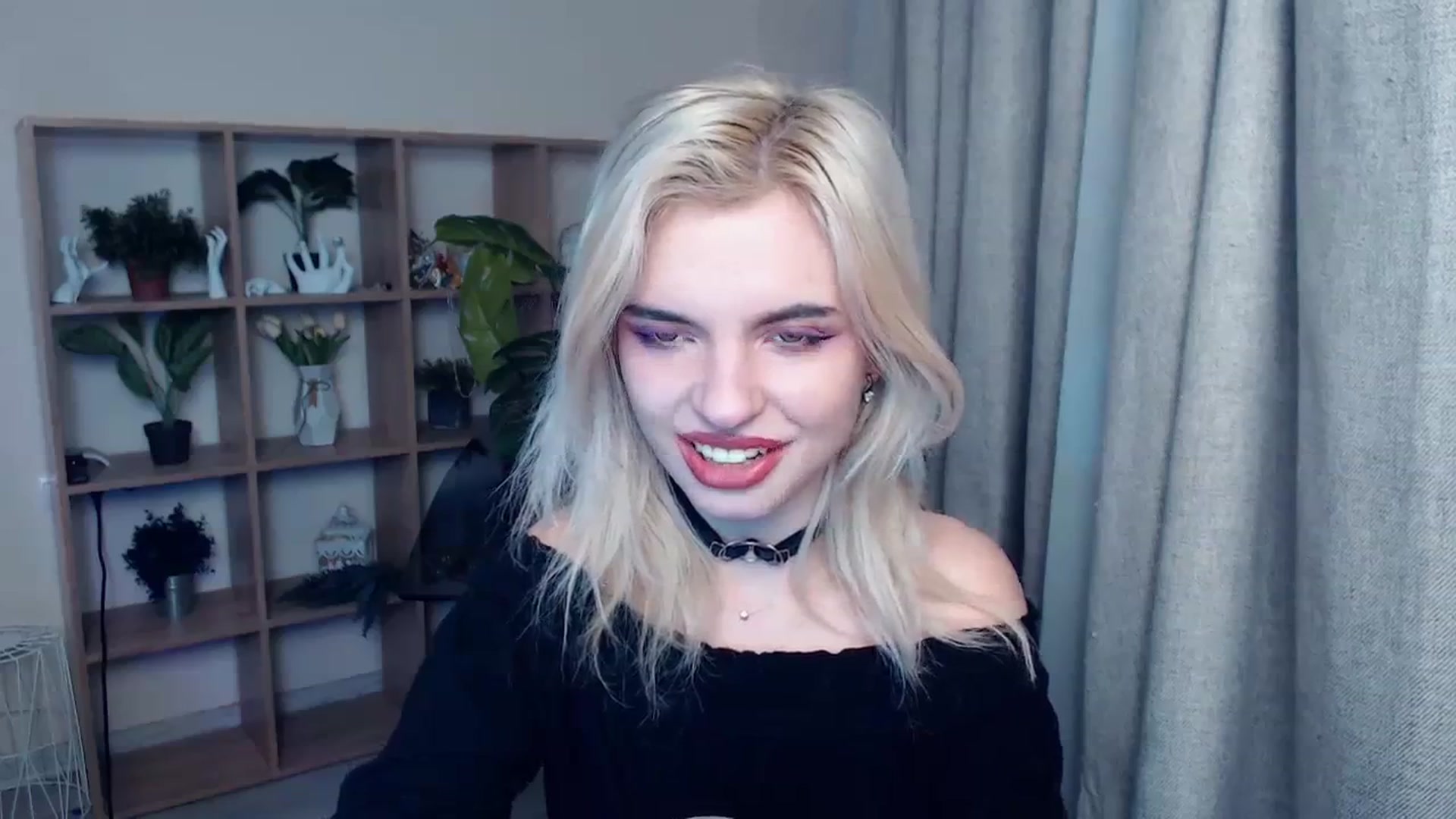 Gallery image thumbnail from Erineys's myfreecams stream on, 01/27/2024, 17:19 image 5 of 20