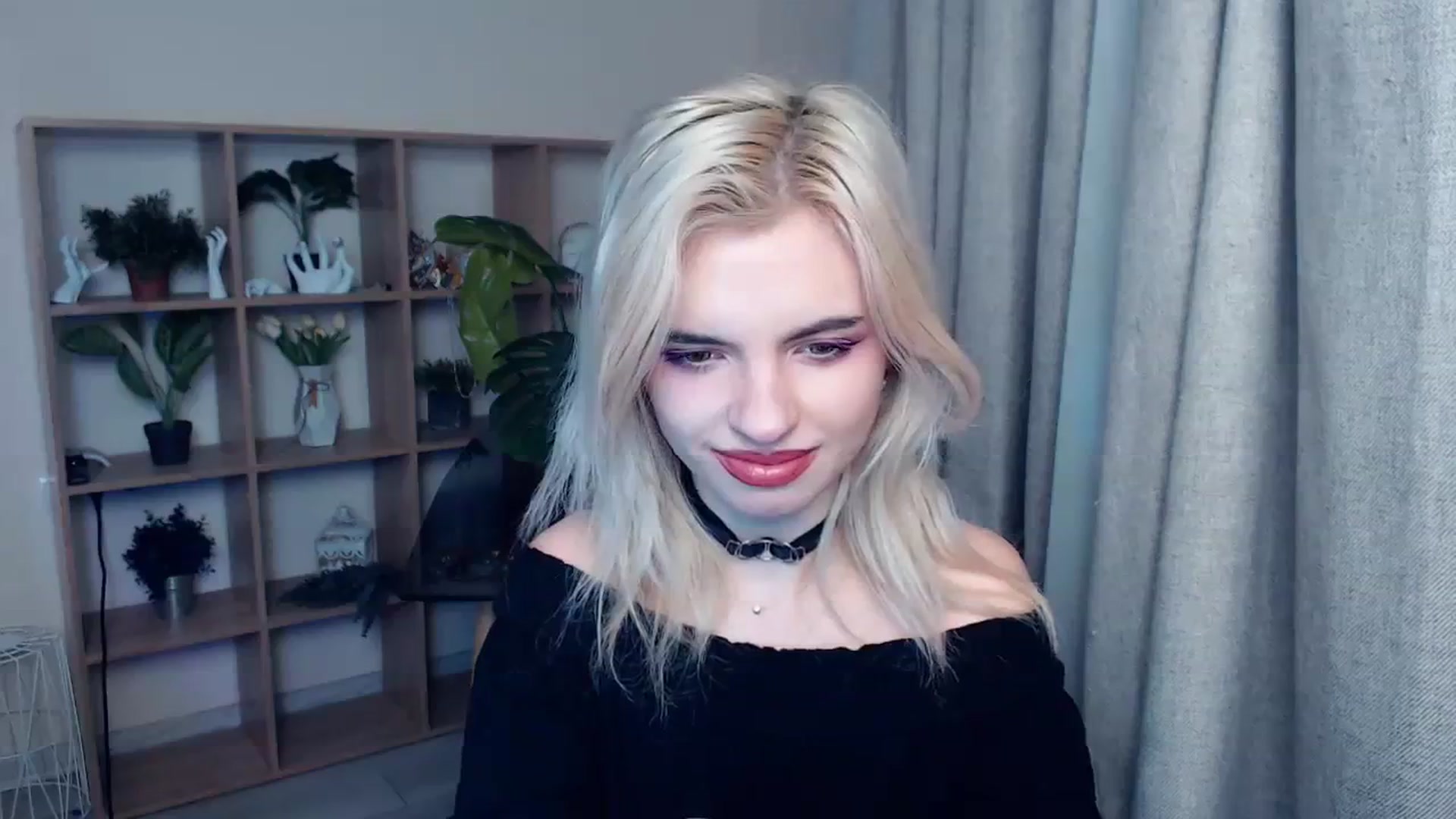 Gallery image thumbnail from Erineys's myfreecams stream on, 01/27/2024, 17:19 image 4 of 20