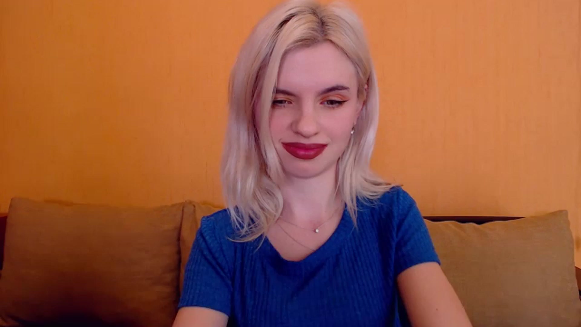 Gallery image thumbnail from Erineys's myfreecams stream on, 01/28/2024, 16:22 image 2 of 20