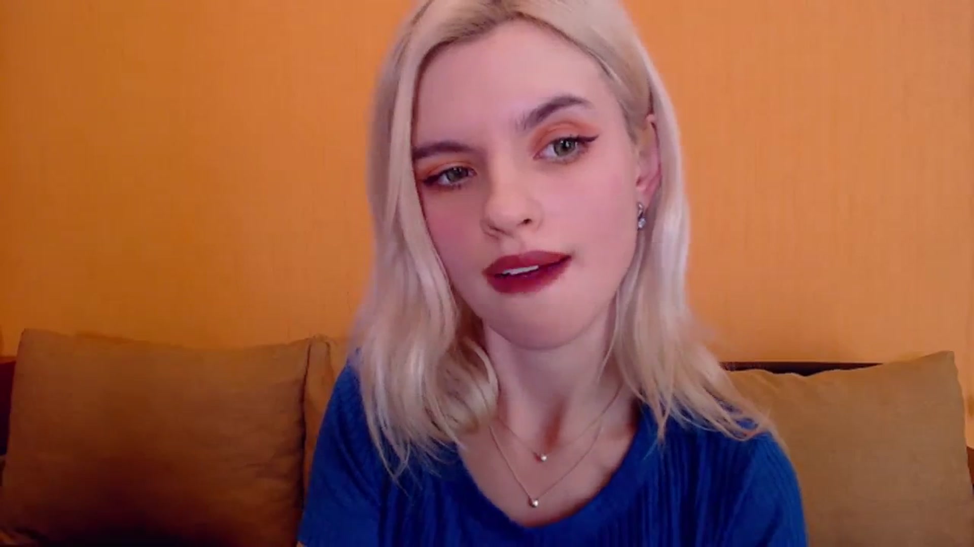 Gallery image thumbnail from Erineys's myfreecams stream on, 01/28/2024, 16:22 image 4 of 20
