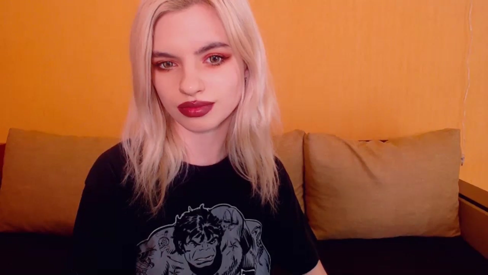 Gallery image thumbnail from Erineys's myfreecams stream on, 01/29/2024, 16:10 image 9 of 20