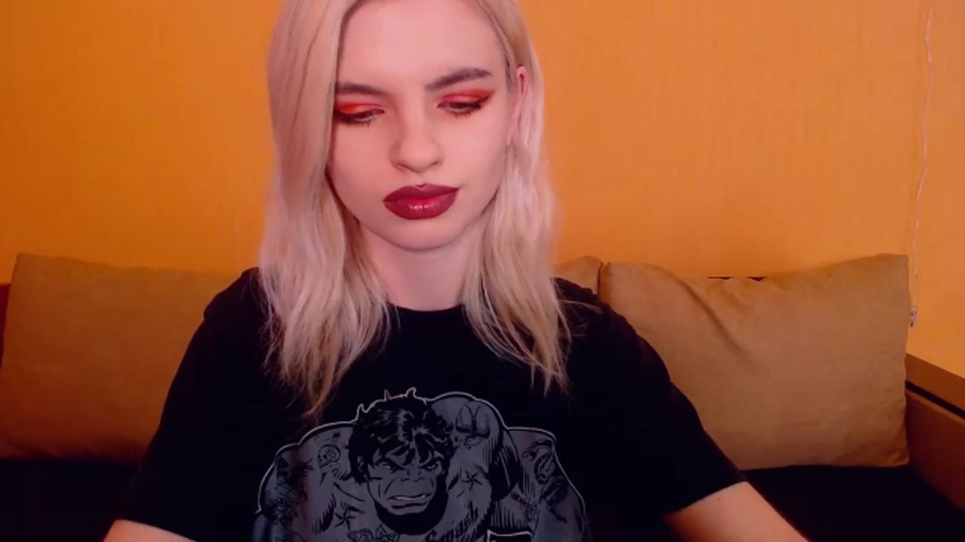 Gallery image thumbnail from Erineys's myfreecams stream on, 01/29/2024, 16:10 image 5 of 20