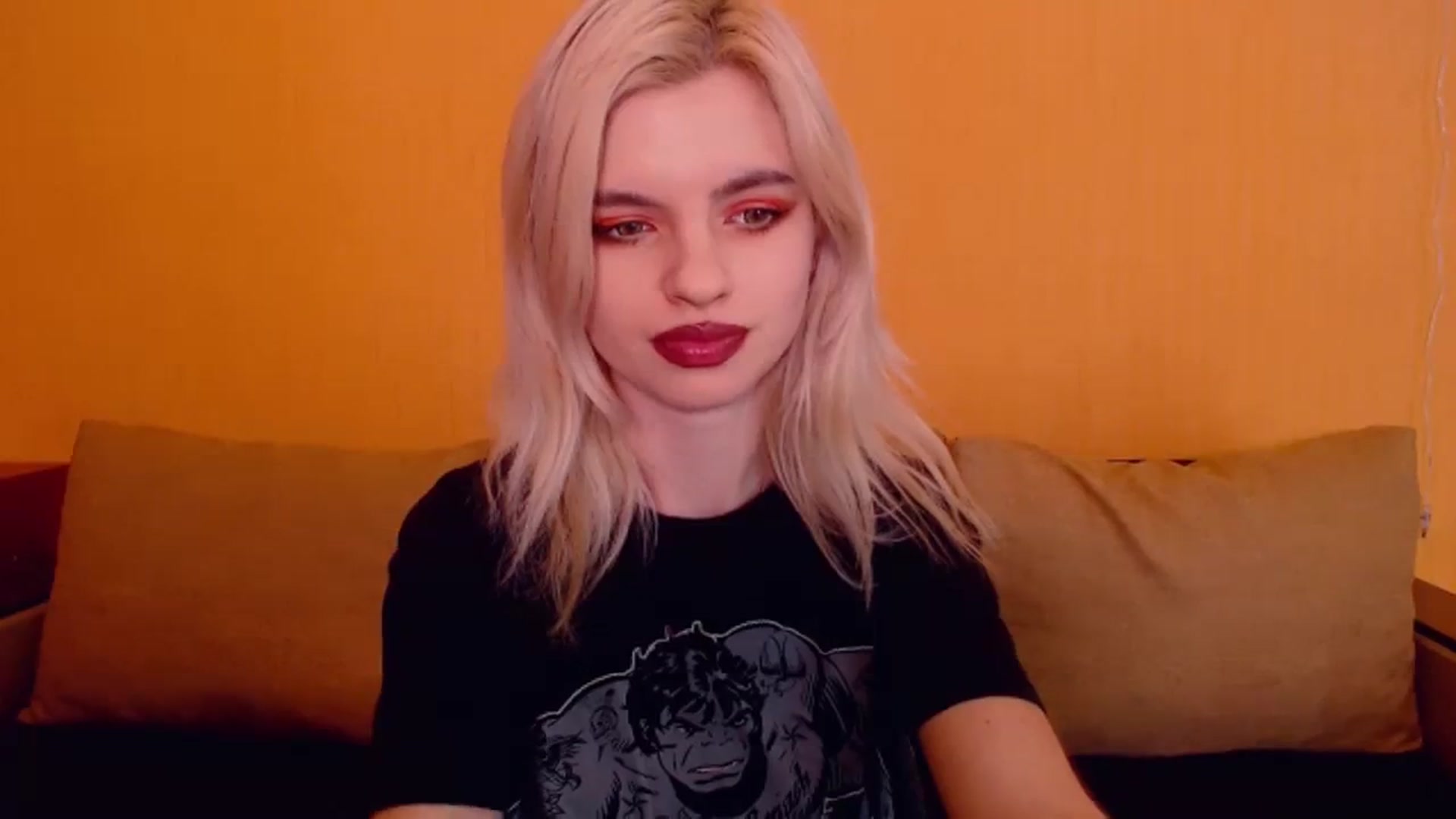 Gallery image thumbnail from Erineys's myfreecams stream on, 01/29/2024, 16:52 image 9 of 20