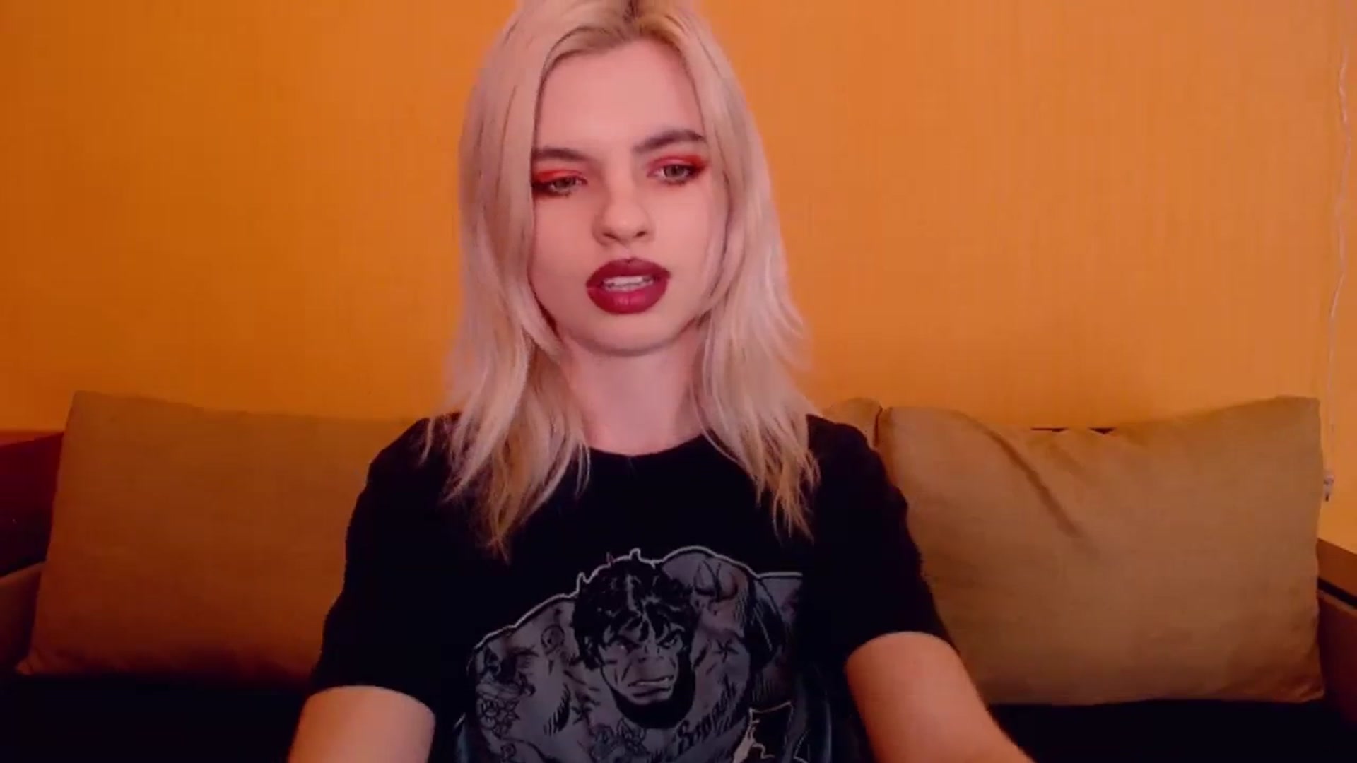 Gallery image thumbnail from Erineys's myfreecams stream on, 01/29/2024, 16:52 image 8 of 20