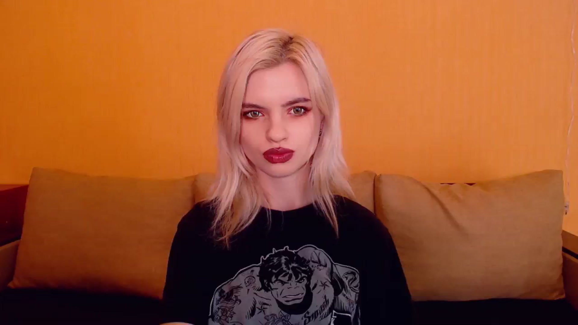 Gallery image thumbnail from Erineys's myfreecams stream on, 01/29/2024, 16:52 image 4 of 20