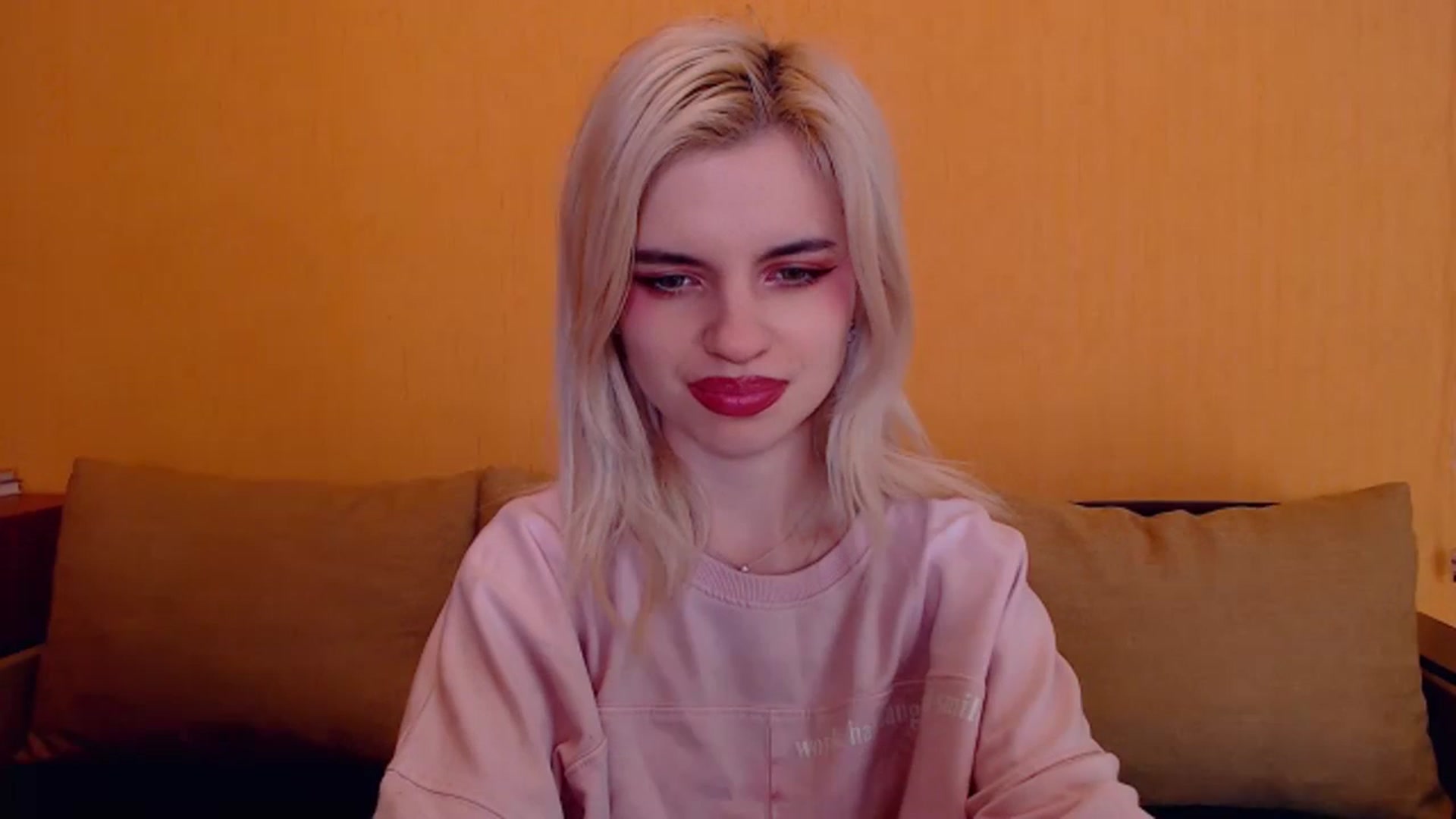 Gallery image thumbnail from Erineys's myfreecams stream on, 02/02/2024, 18:11 image 12 of 20