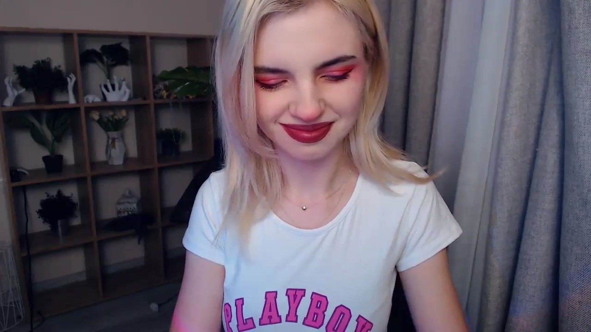 Gallery image thumbnail from Erineys's myfreecams stream on, 02/03/2024, 14:03 image 19 of 20