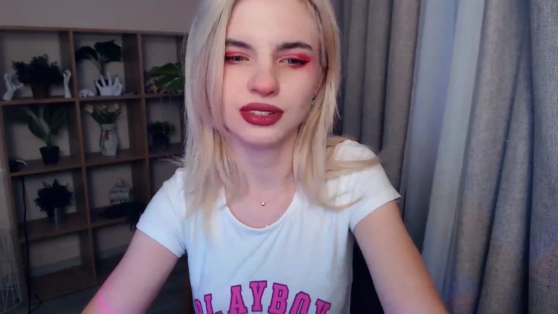 Gallery image thumbnail from Erineys's myfreecams stream on, 02/03/2024, 14:03 image 4 of 20