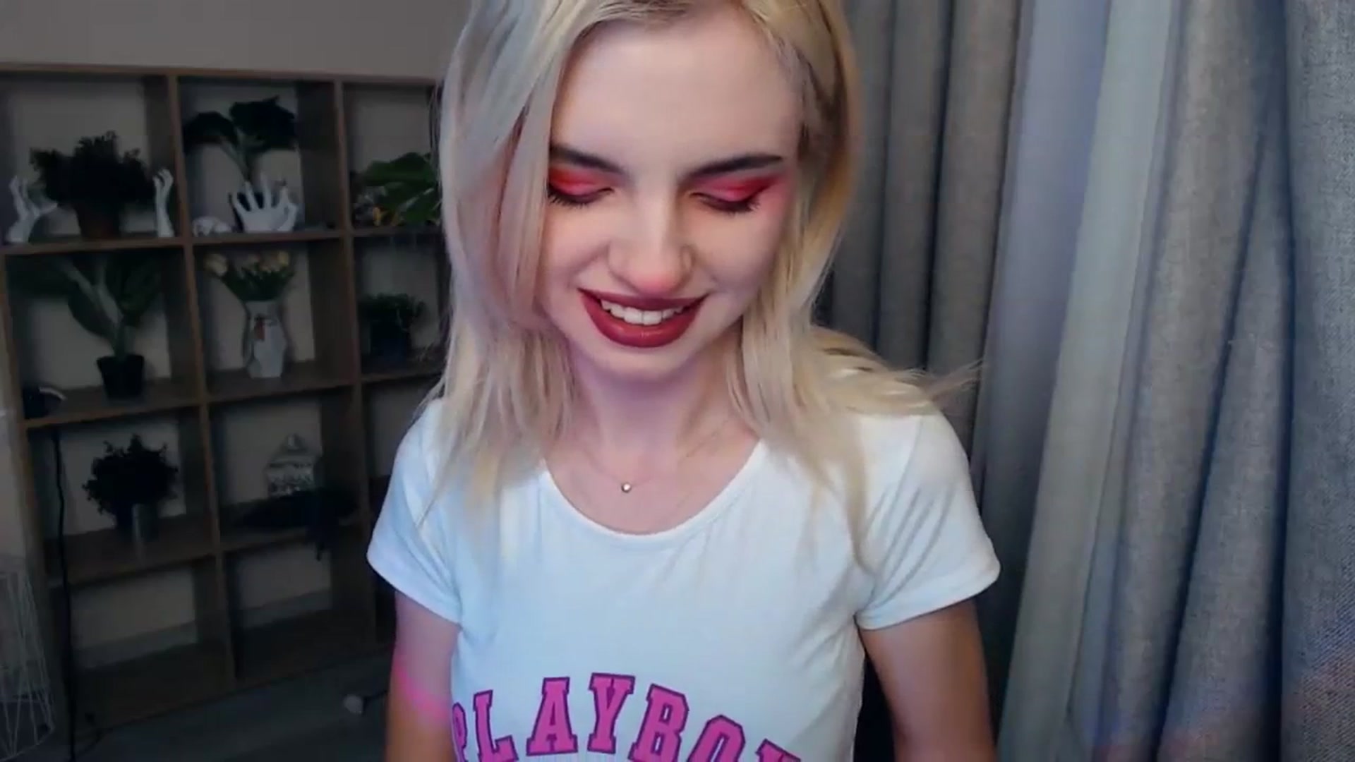 Gallery image thumbnail from Erineys's myfreecams stream on, 02/03/2024, 14:03 image 17 of 20