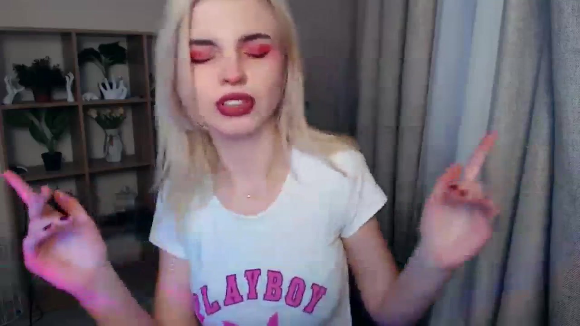 Gallery image thumbnail from Erineys's myfreecams stream on, 02/03/2024, 14:03 image 7 of 20