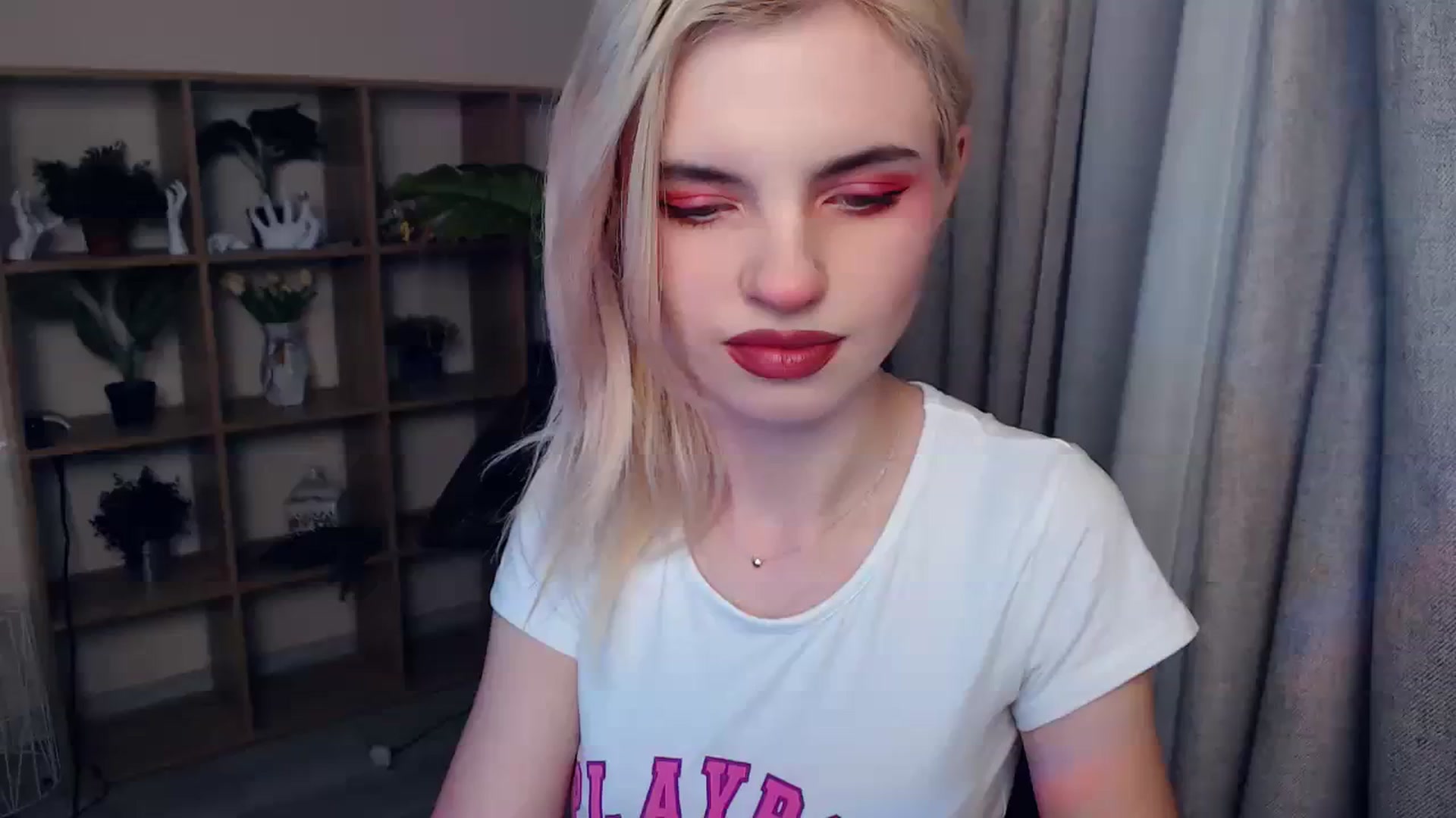 Gallery image thumbnail from Erineys's myfreecams stream on, 02/03/2024, 14:41 image 19 of 20