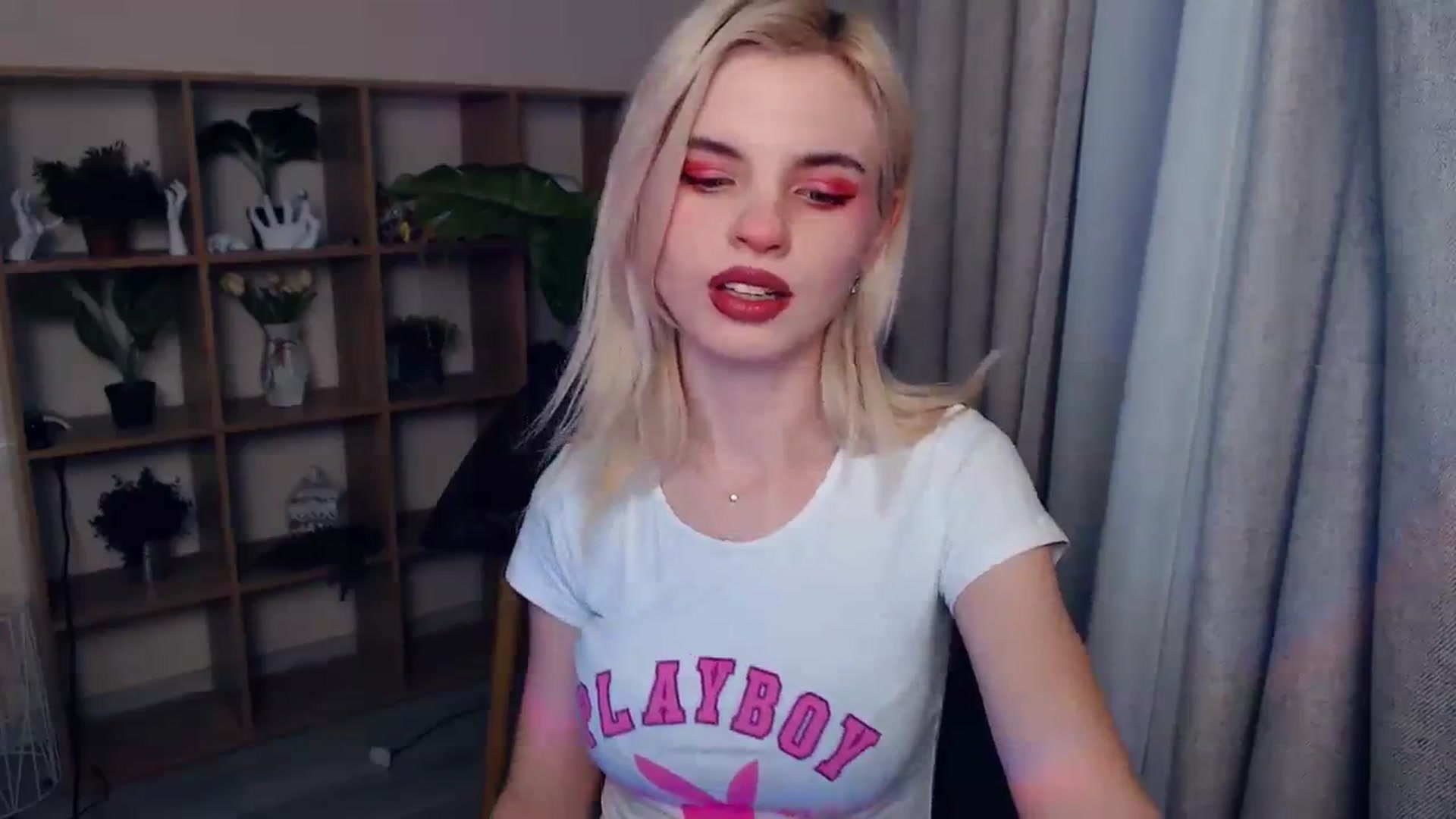 Gallery image thumbnail from Erineys's myfreecams stream on, 02/03/2024, 14:41 image 6 of 20
