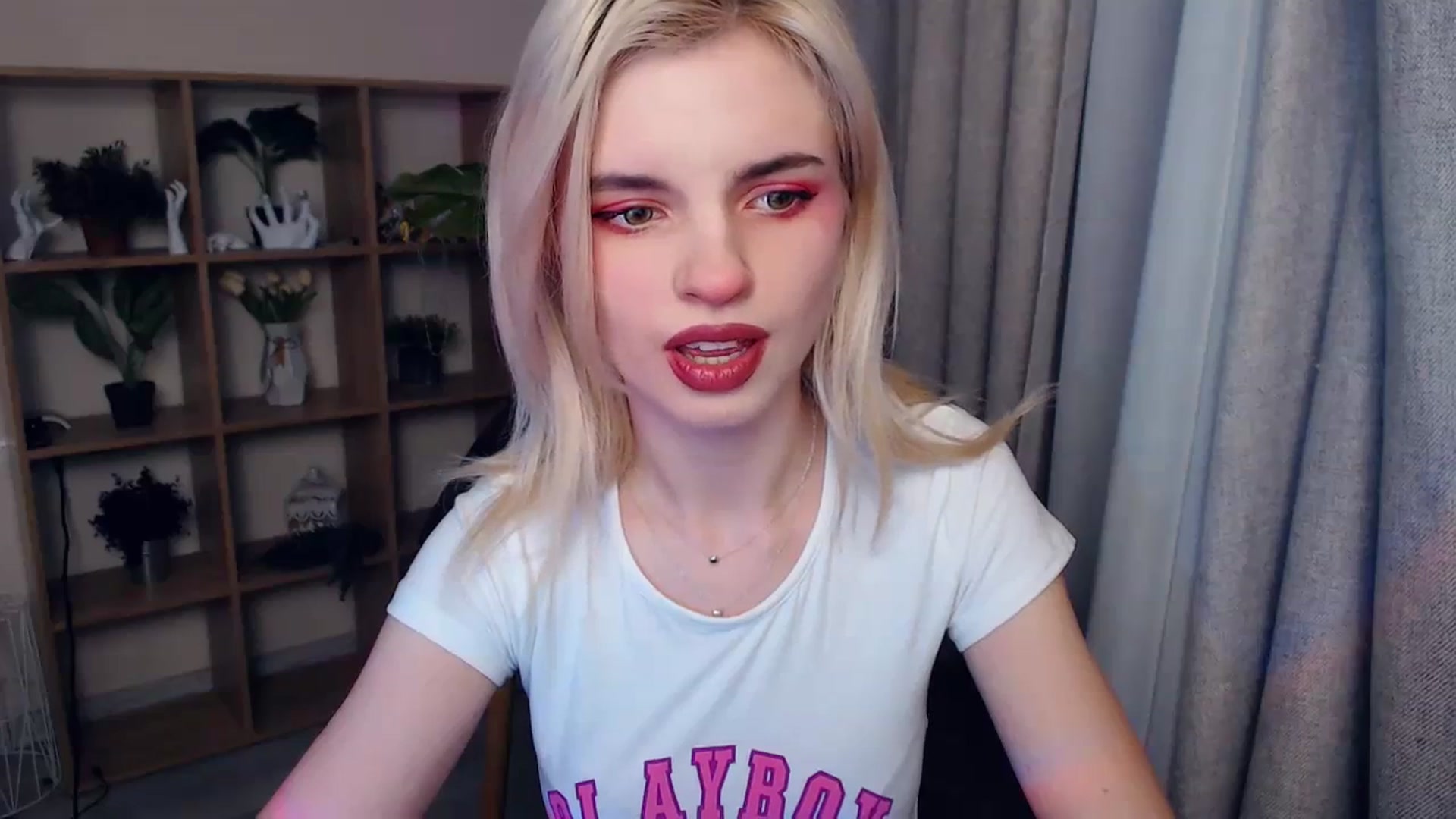 Gallery image thumbnail from Erineys's myfreecams stream on, 02/03/2024, 14:41 image 15 of 20