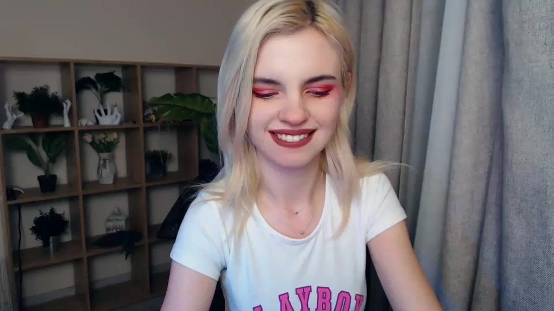 Gallery image thumbnail from Erineys's myfreecams stream on, 02/03/2024, 16:42 image 5 of 20
