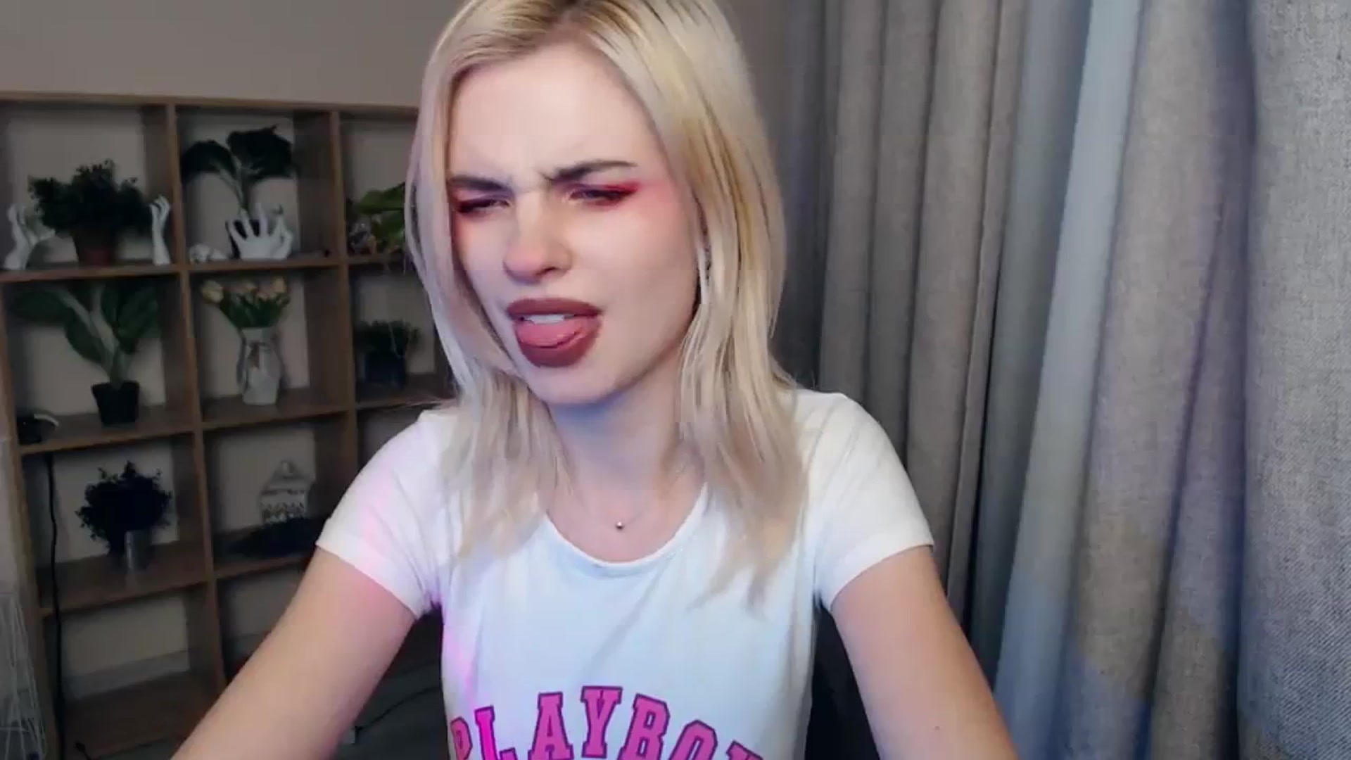 Gallery image thumbnail from Erineys's myfreecams stream on, 02/03/2024, 17:48 image 7 of 20