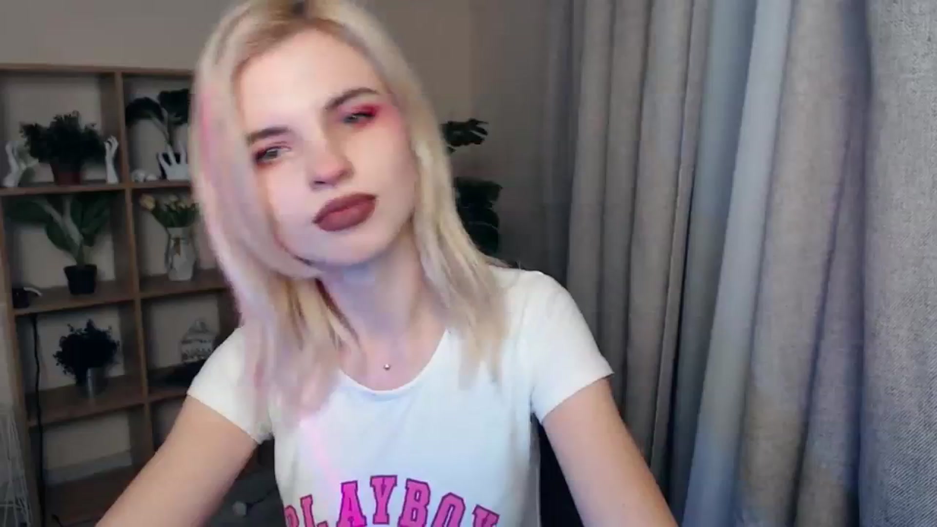 Gallery image thumbnail from Erineys's myfreecams stream on, 02/03/2024, 17:48 image 8 of 20