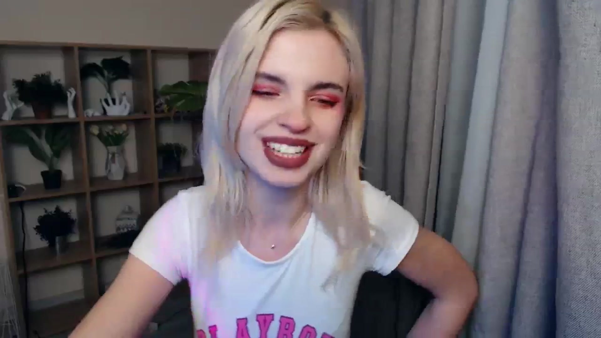 Gallery image thumbnail from Erineys's myfreecams stream on, 02/03/2024, 17:48 image 4 of 20