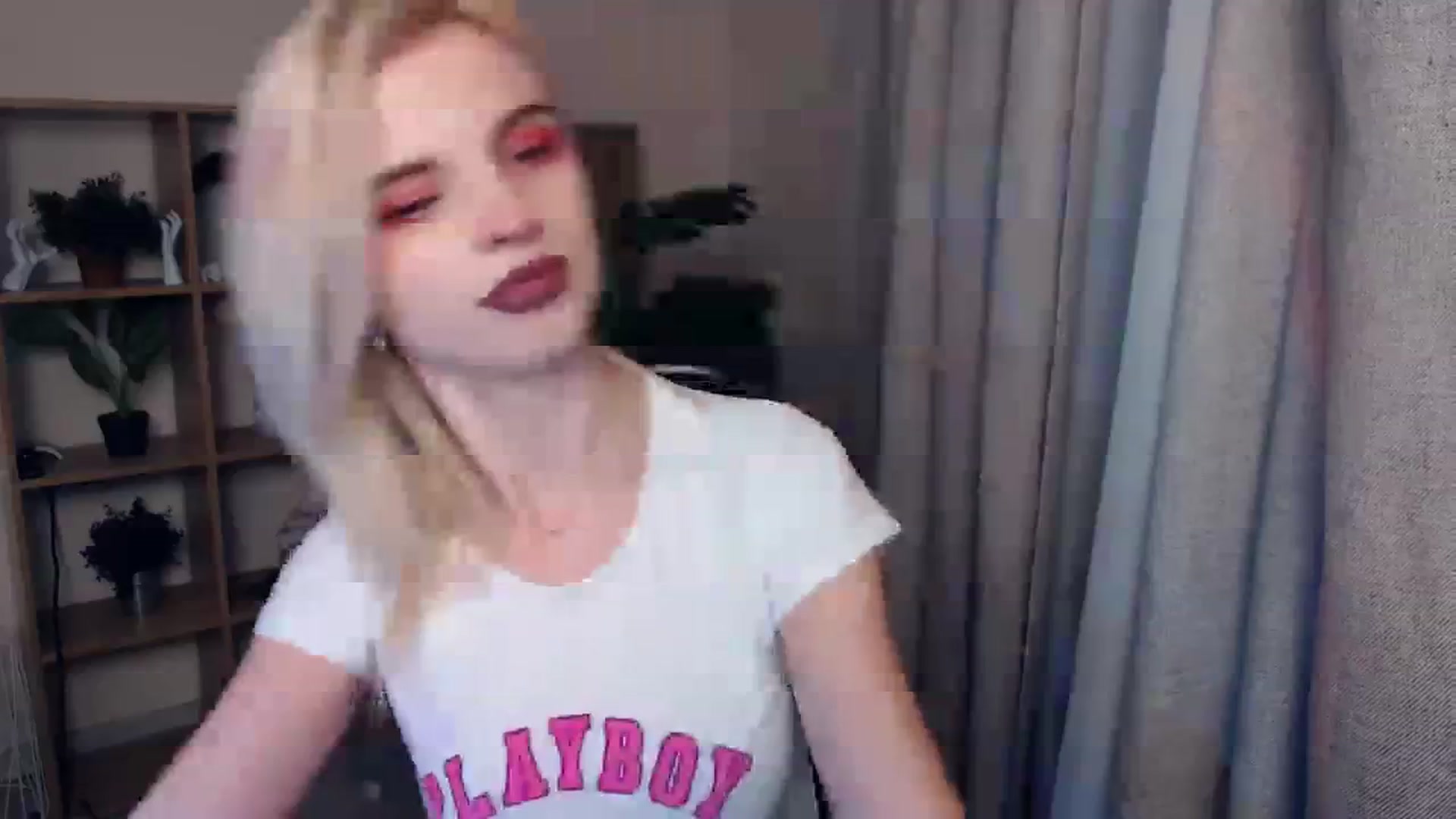 Gallery image thumbnail from Erineys's myfreecams stream on, 02/03/2024, 18:44 image 1 of 20