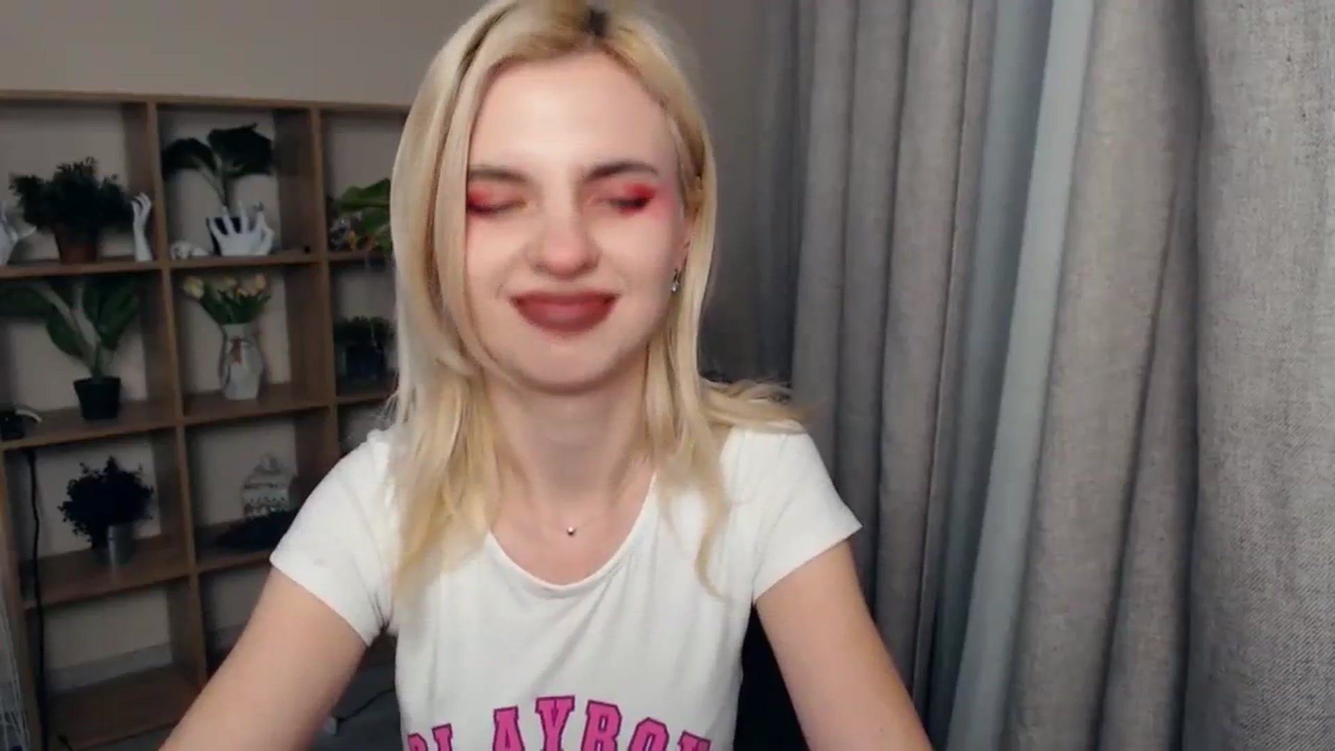 Gallery image thumbnail from Erineys's myfreecams stream on, 02/03/2024, 18:44 image 18 of 20