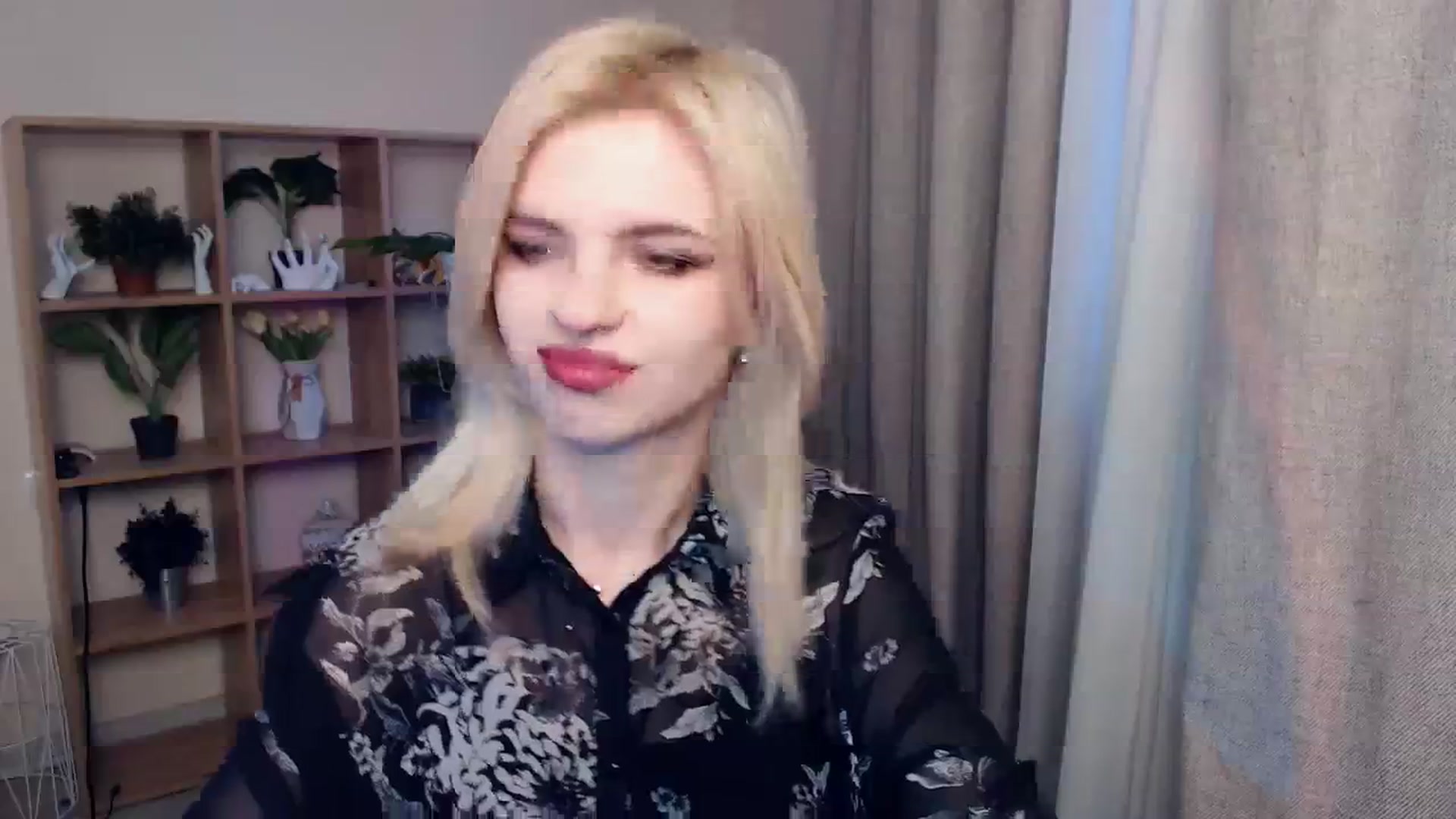 Gallery image thumbnail from Erineys's myfreecams stream on, 02/04/2024, 14:26 image 2 of 20