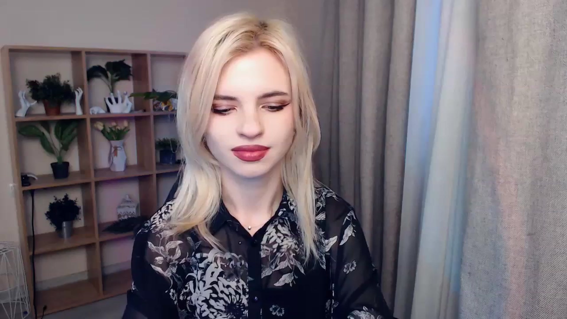Gallery image thumbnail from Erineys's myfreecams stream on, 02/04/2024, 14:26 image 6 of 20