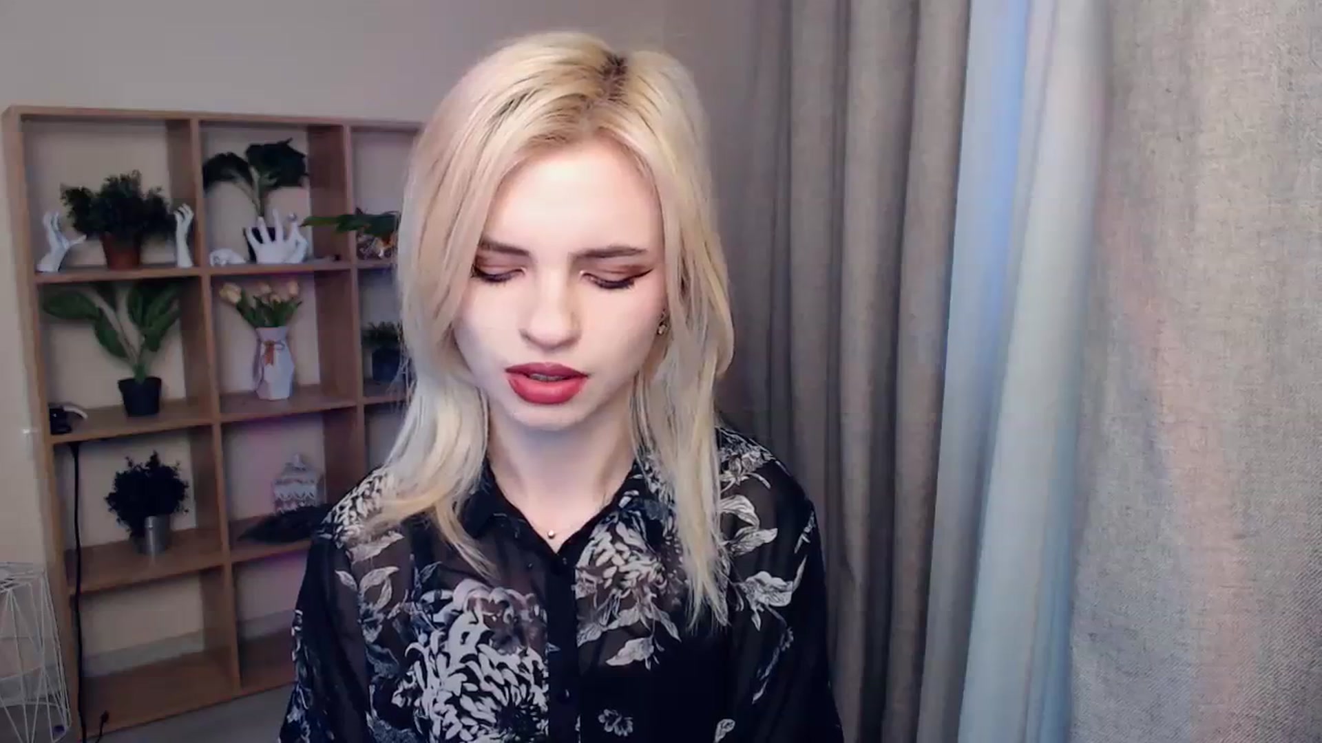 Gallery image thumbnail from Erineys's myfreecams stream on, 02/04/2024, 14:26 image 15 of 20