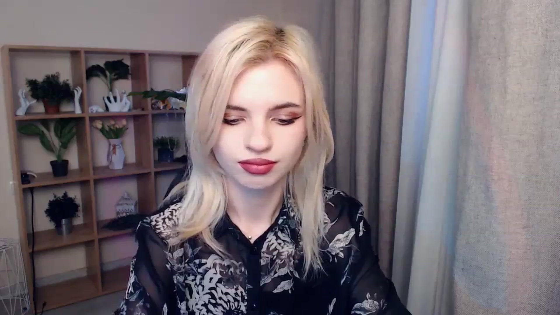 Gallery image thumbnail from Erineys's myfreecams stream on, 02/04/2024, 14:26 image 18 of 20