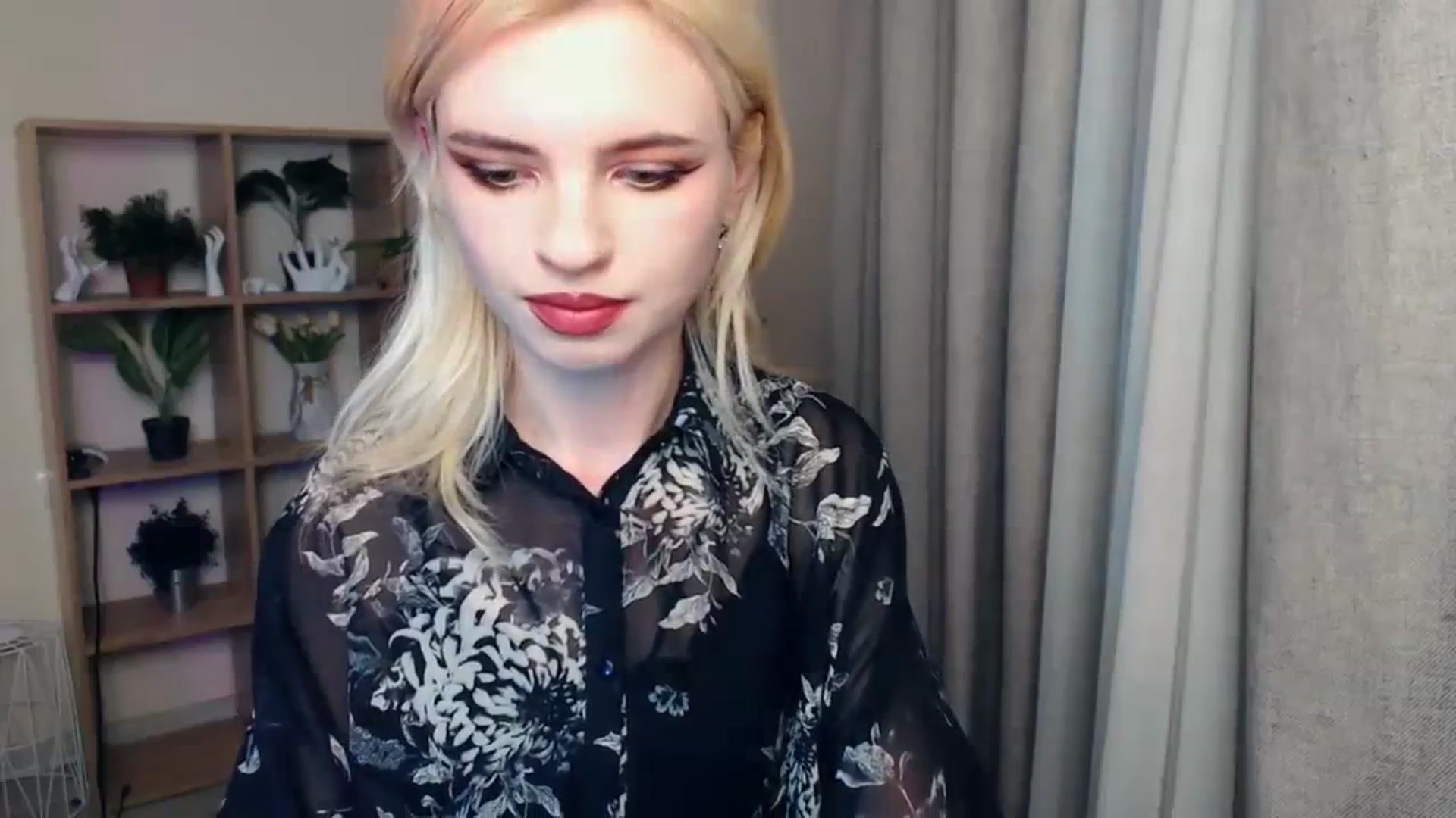 Gallery image thumbnail from Erineys's myfreecams stream on, 02/04/2024, 16:01 image 17 of 20